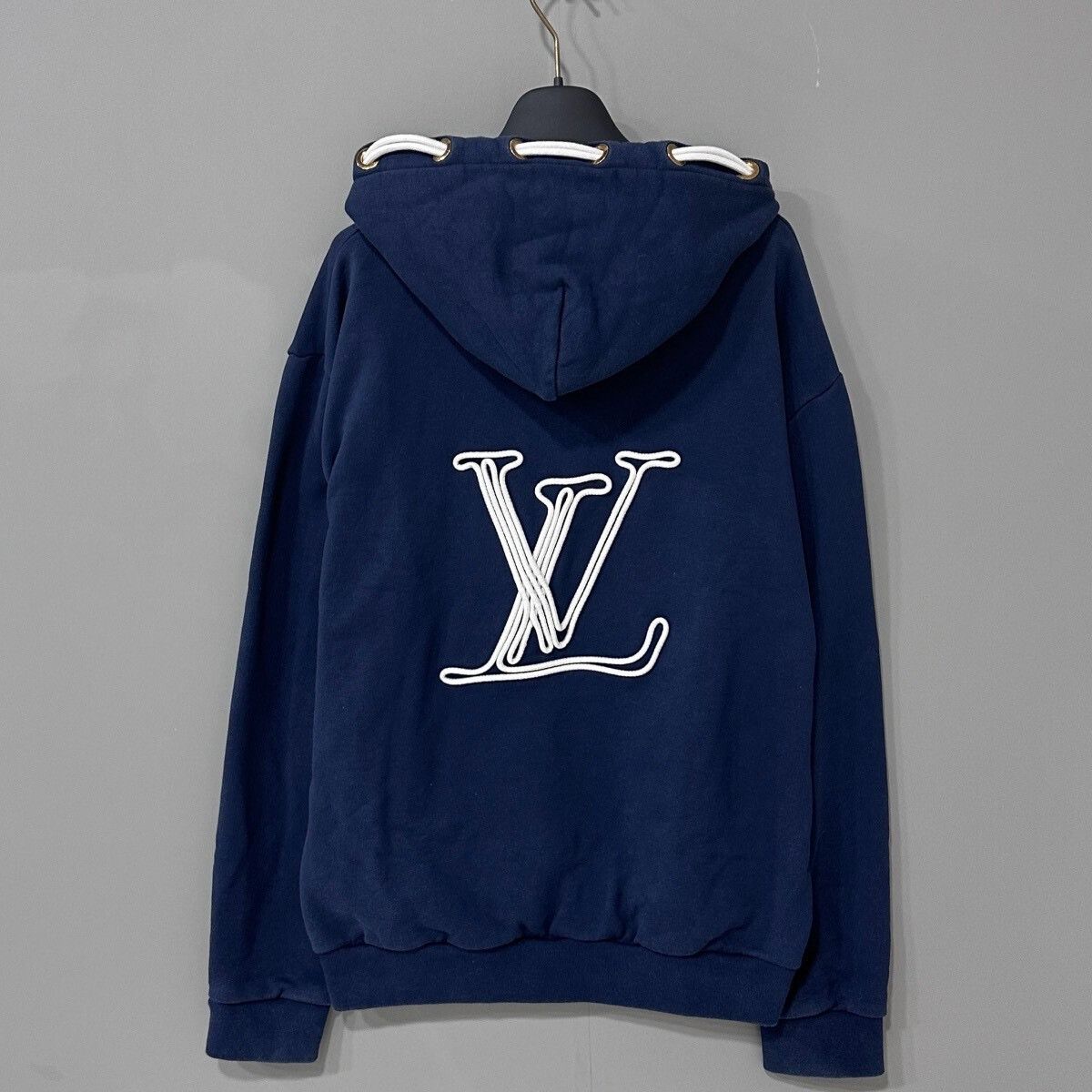 Louis Vuitton Louis Vuitton Hoodie M Size US M / EU 48-50 / 2 - 4 Thumbnail