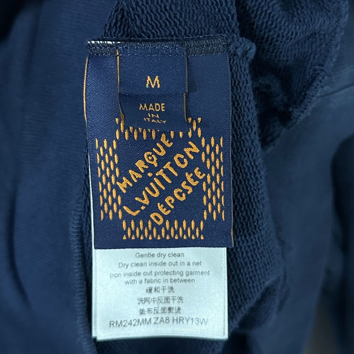 Louis Vuitton Louis Vuitton Hoodie M Size US M / EU 48-50 / 2 - 7 Thumbnail