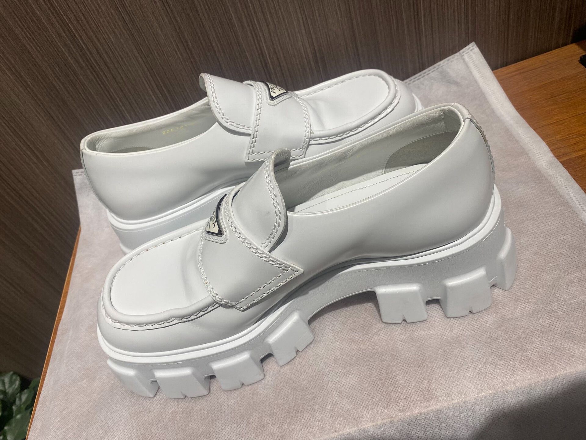 Prada Prada White Platform Loafers Size US 7 / IT 37 - 7 Thumbnail