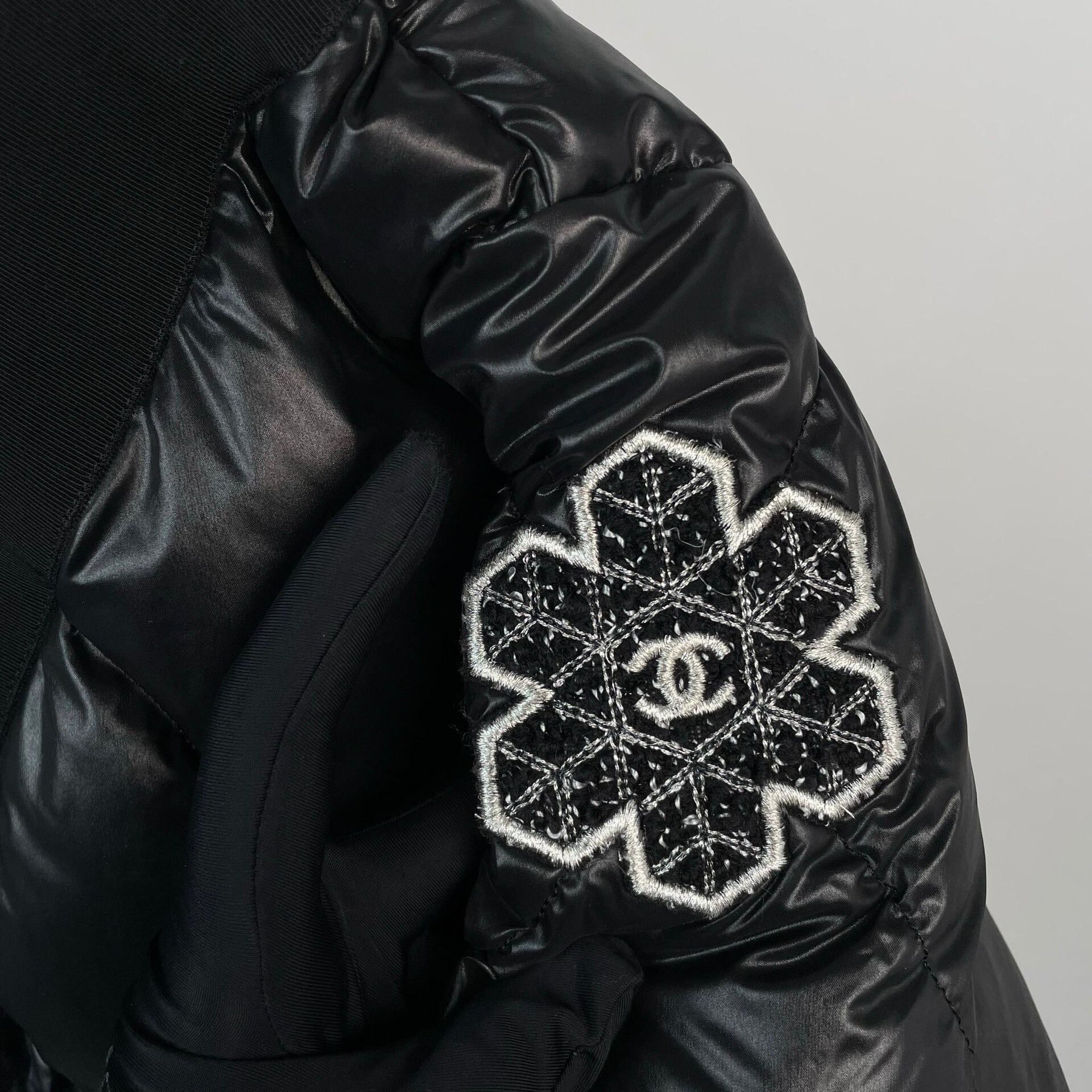 Chanel Chanel Black Stand Collar Quilted Down Jacket Size S / US 4 / IT 40 - 3 Thumbnail