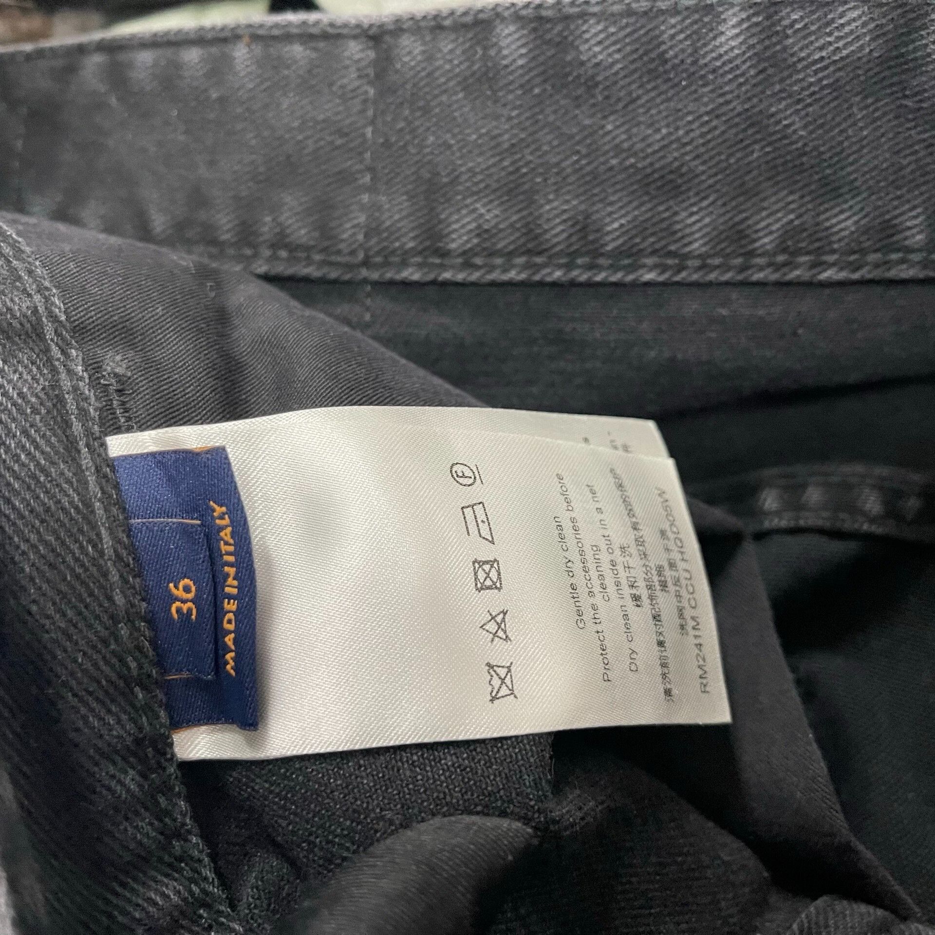 Louis Vuitton LV SS24 Black Monogram Distressed Jeans 36 Size US 36 / EU 52 - 3 Thumbnail