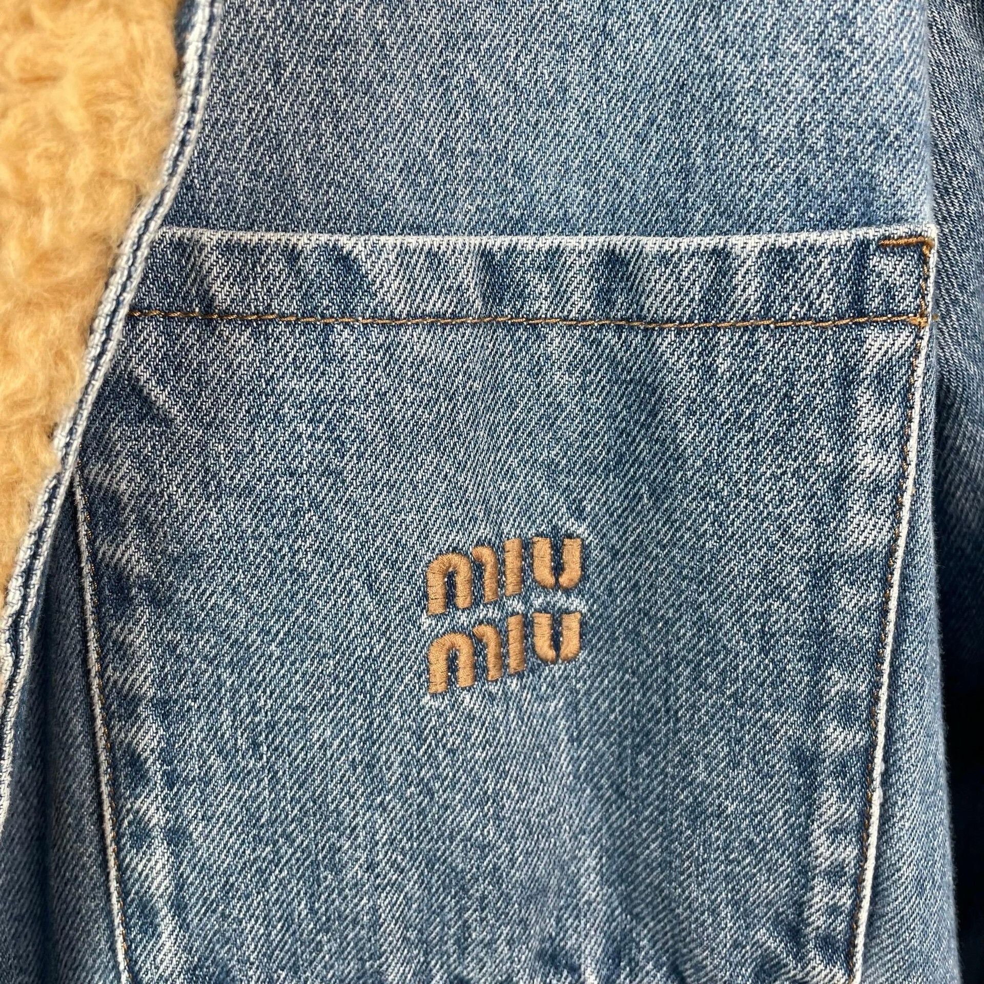 Miu Miu MiuMiu Blue Embroidered Logo Shearling Denim Jacket Size S / US 4 / IT 40 - 4 Thumbnail