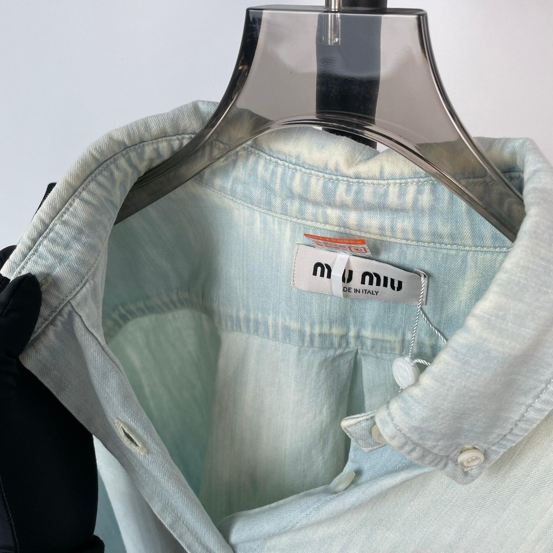 Miu Miu MiuMiu Light Blue Gradient Denim Shirt Size S / US 4 / IT 40 - 6 Thumbnail
