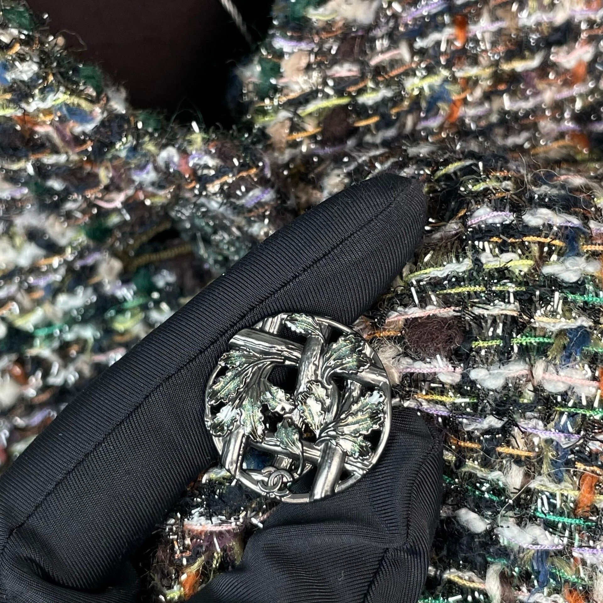 Chanel Chanel 18K Forest Series Runway Jacket Size XS / US 0-2 / IT 36-38 - 4 Thumbnail
