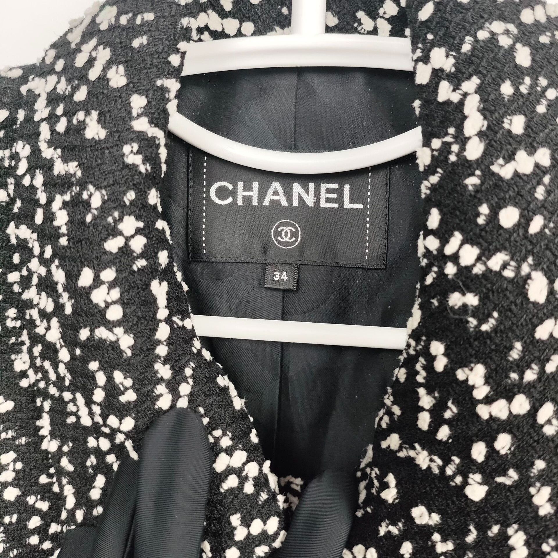 Chanel Chanel 19c Cruise Short Tweed Jacket Size XXS / US 00 / IT 34 - 5 Thumbnail