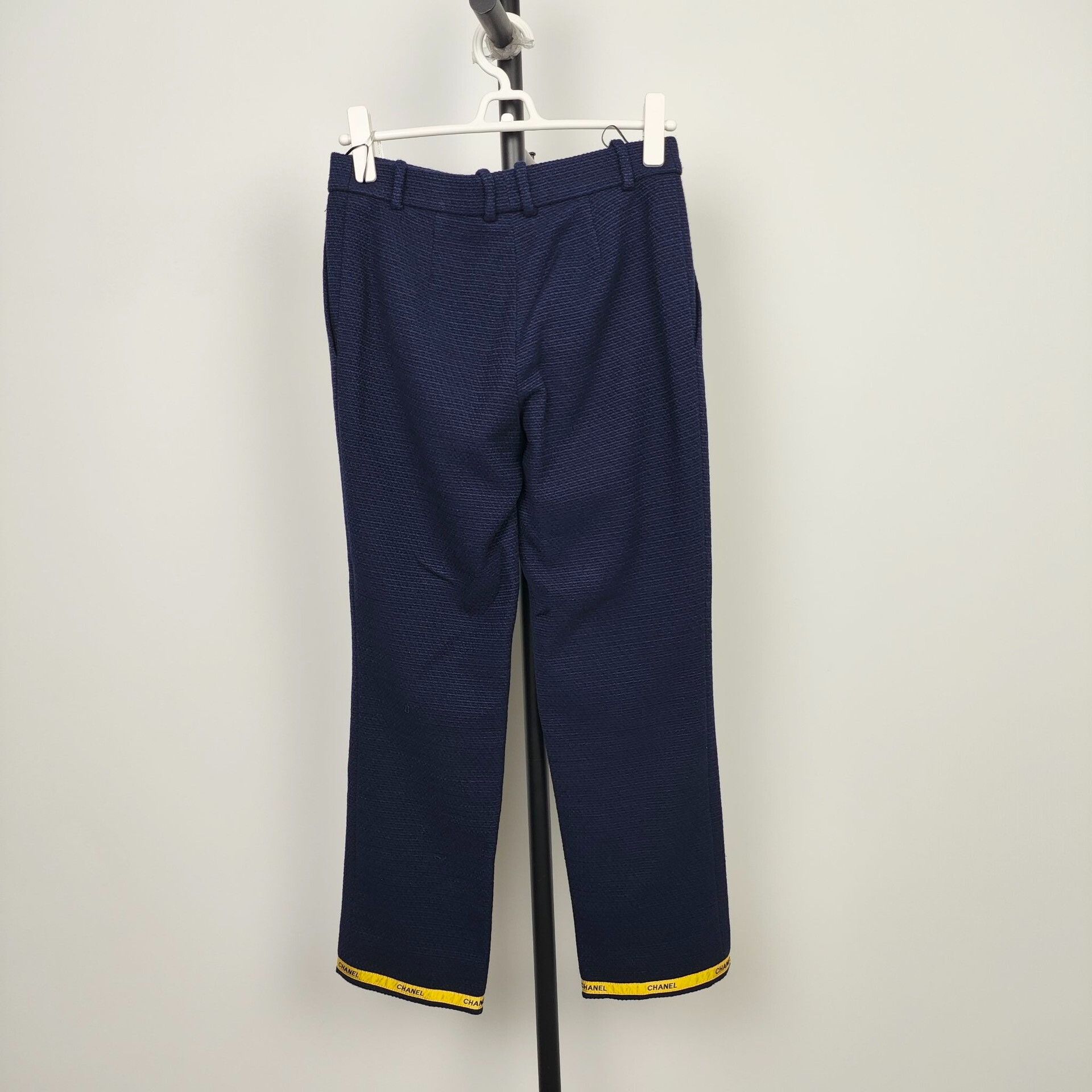 Chanel Chanel Spring Summer 2021 Deep Blue Tweed Pants 34 Size 34" / US 12 / IT 48 - 2 Thumbnail