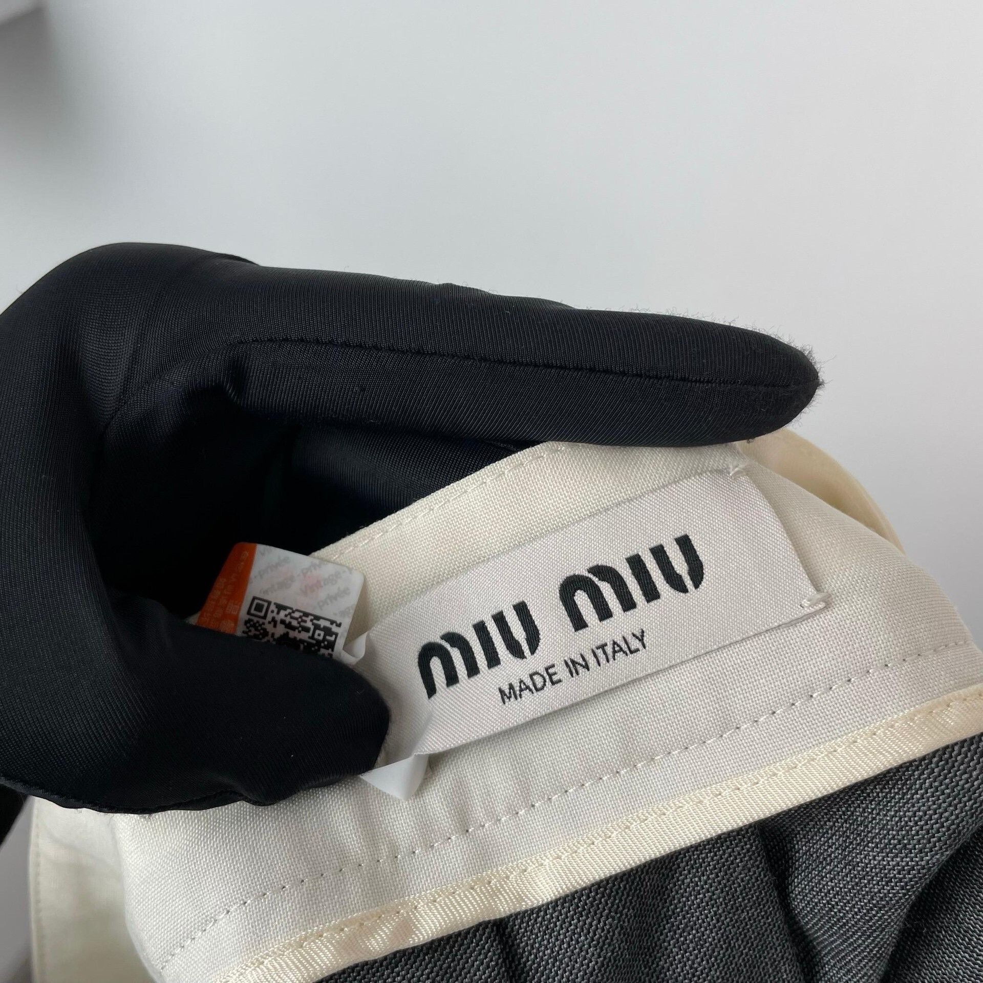 Miu Miu Miumiu Gray Preppy Letter Embroidery Pleated Skirt Size 38" / US 16 / IT 52 - 4 Thumbnail