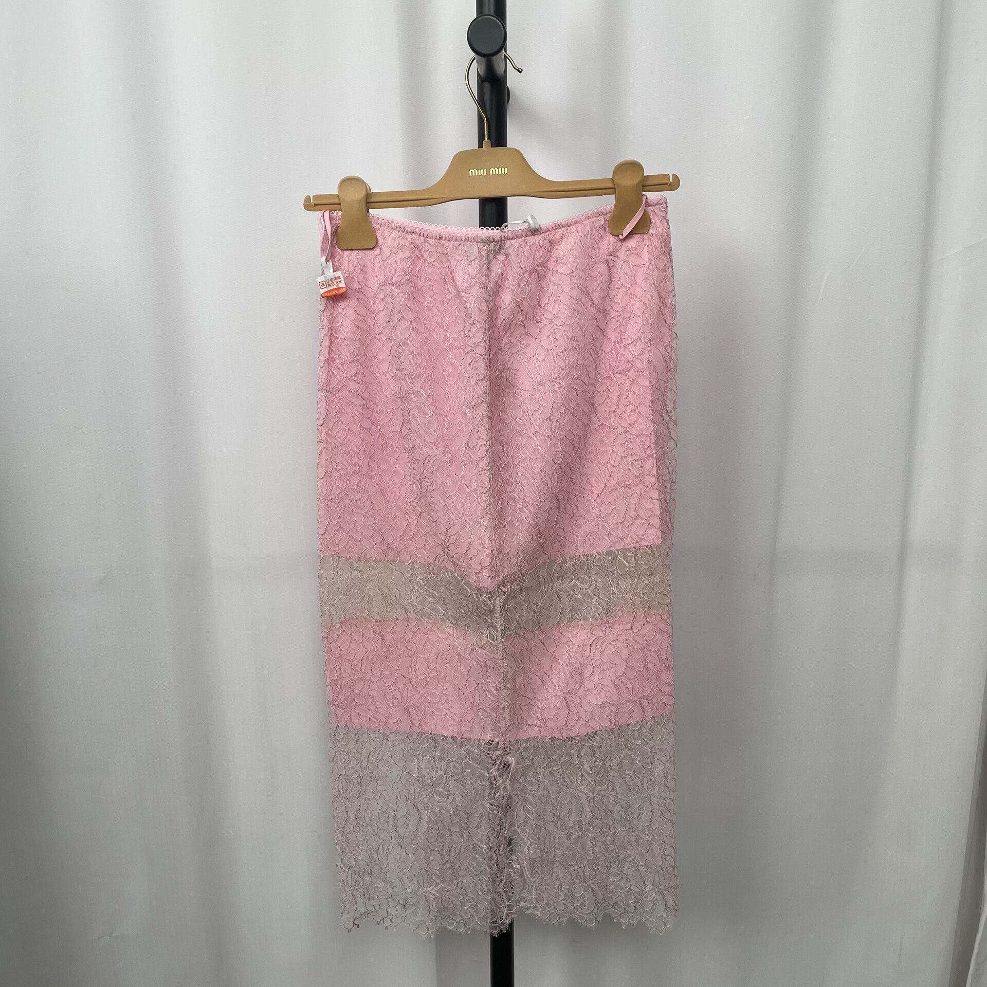 Chanel Chanel 17Ss Pink Lace Skirt Size 36" / US 14 / IT 50 - 3 Thumbnail