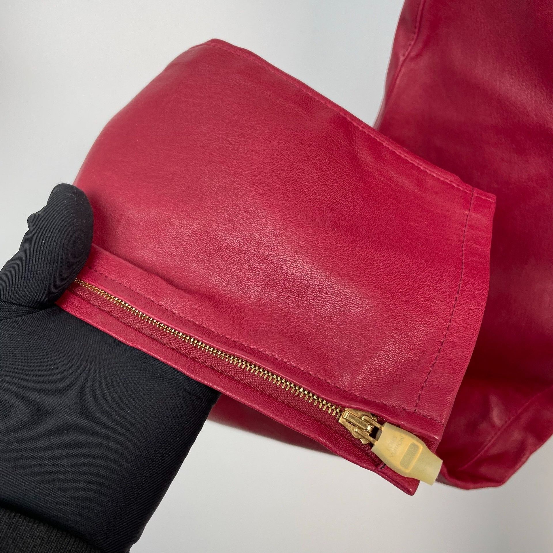 Louis Vuitton Louis Vuitton Red Long Gold Zip Leather Pants Size 34" / US 12 / IT 48 - 4 Thumbnail