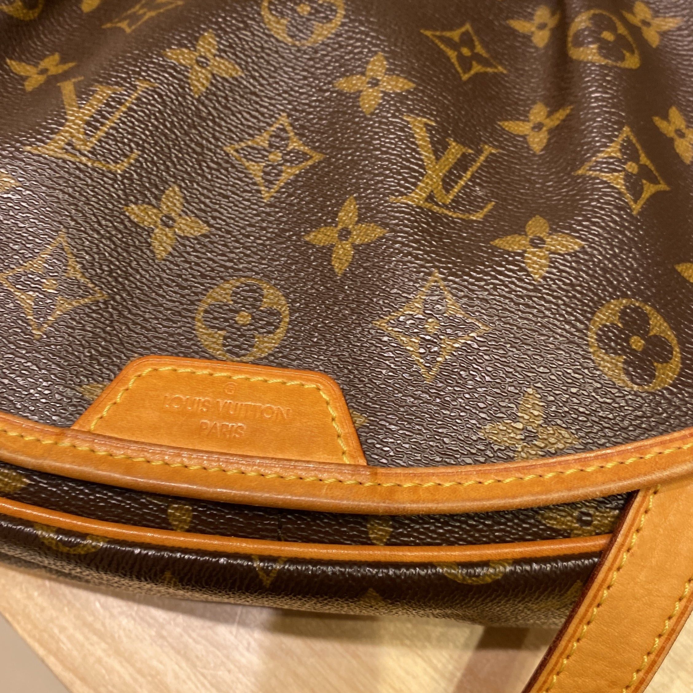Louis Vuitton Menilmontant Handbag Size ONE SIZE - 8 Thumbnail