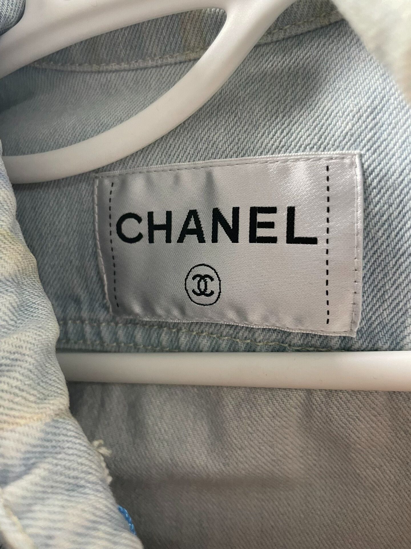 Chanel Chanel 18S Waterfall Blue Striped Camellia Denim Jacket Size S / US 4 / IT 40 - 3 Thumbnail