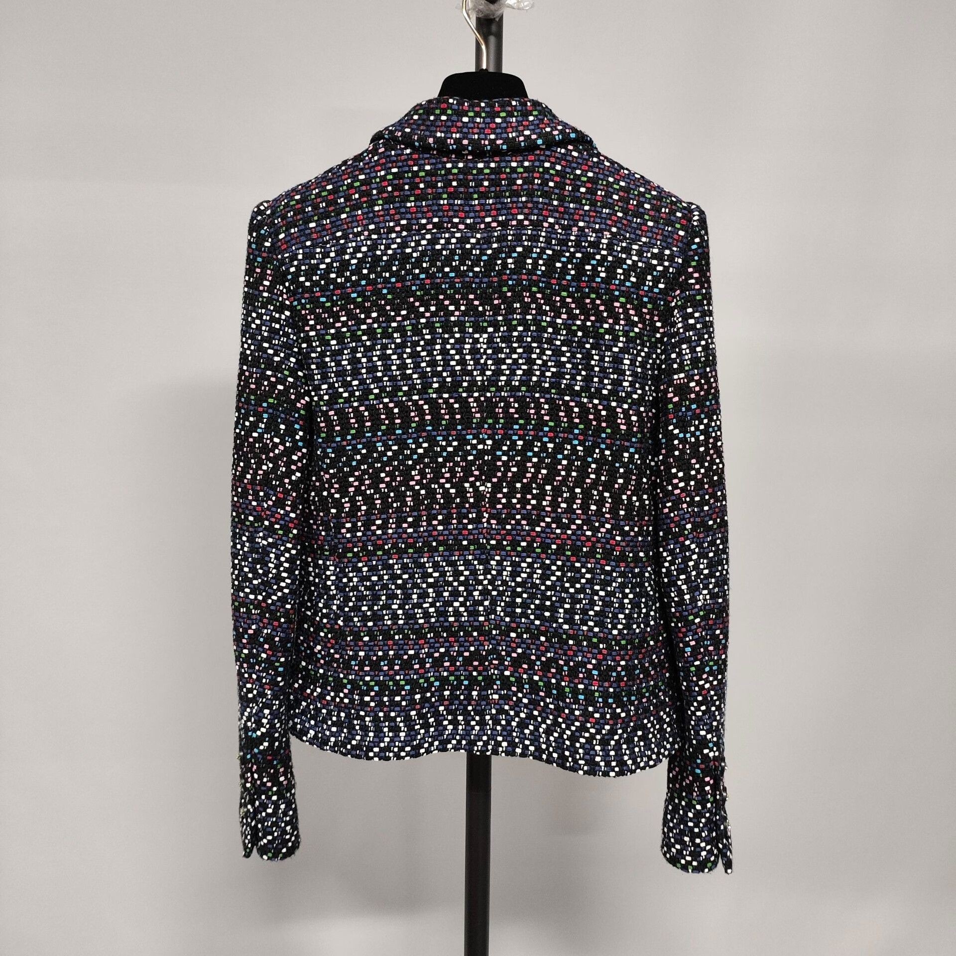 Chanel Chanel 17P Heavy Tweed Jacket Size XS / US 0-2 / IT 36-38 - 2 Thumbnail