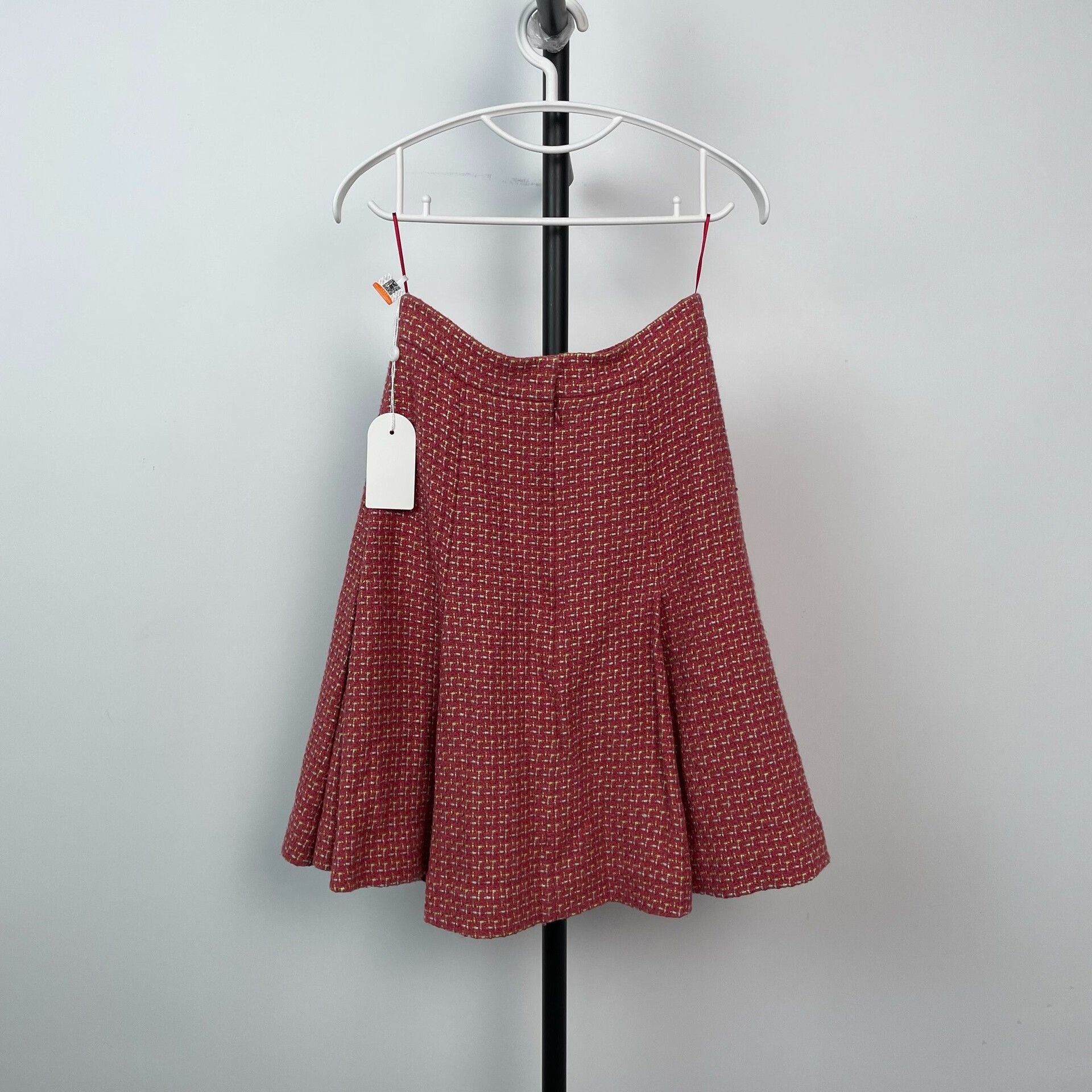 Chanel Chanel Red Tweed Pleated A-line Skirt Size 36" / US 14 / IT 50 - 2 Thumbnail