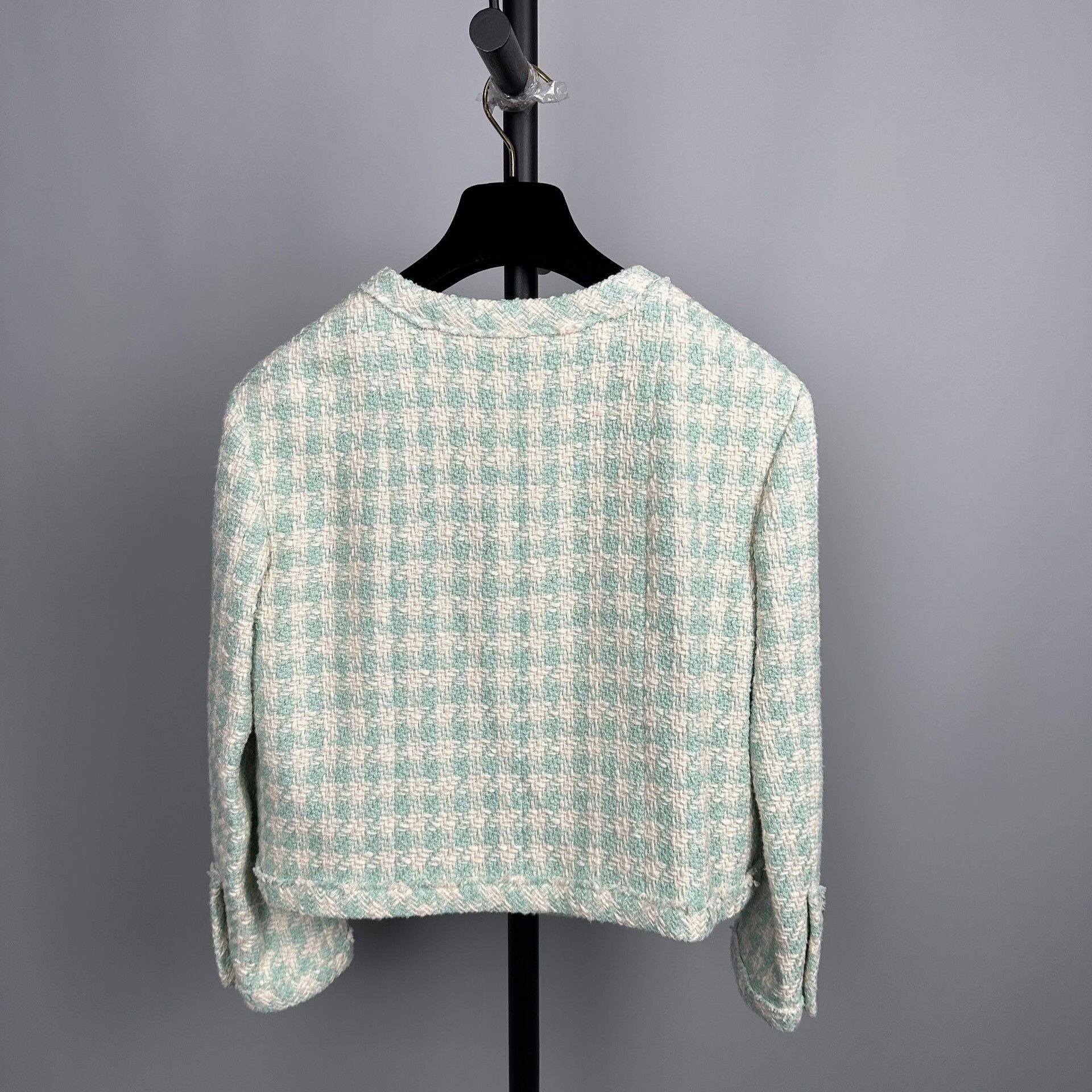 Chanel Chanel 23S Mint Green Tweed Short Coat Size S / US 4 / IT 40 - 2 Thumbnail