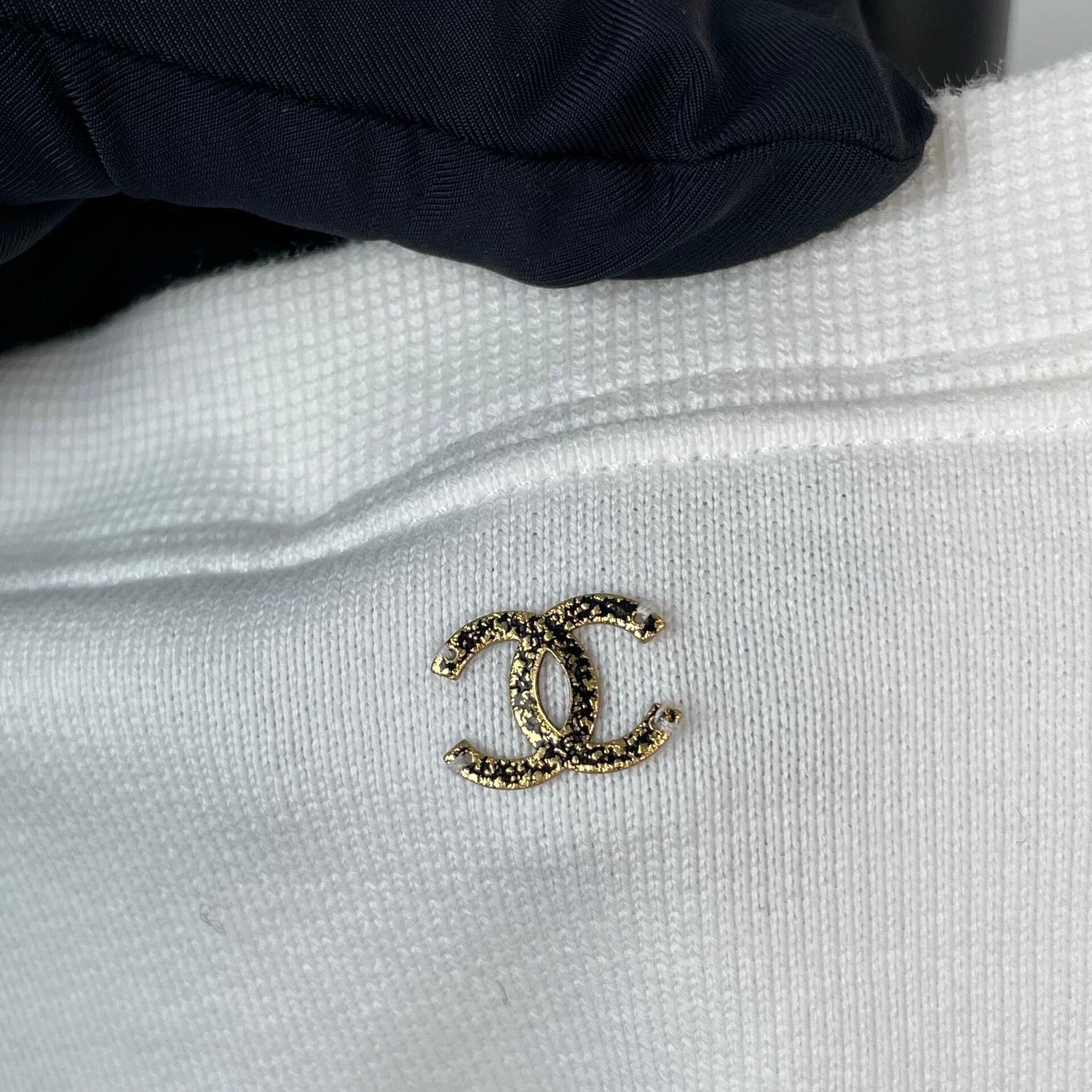 Chanel Chanel Greek Laurel Double C Logo T-Shirt Size M / US 6-8 / IT 42-44 - 9 Thumbnail