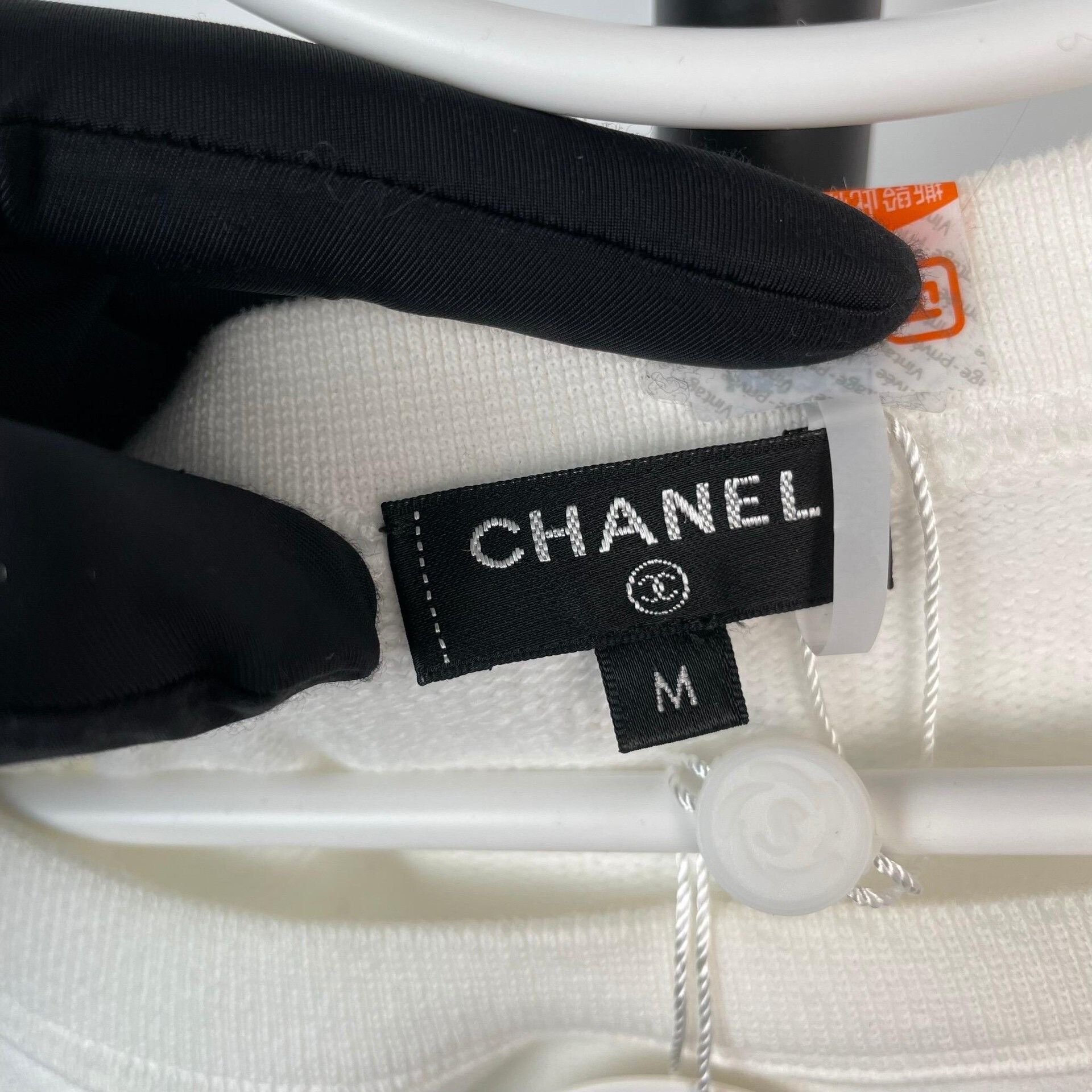 Chanel Chanel Greek Laurel Double C Logo T-Shirt Size M / US 6-8 / IT 42-44 - 4 Thumbnail