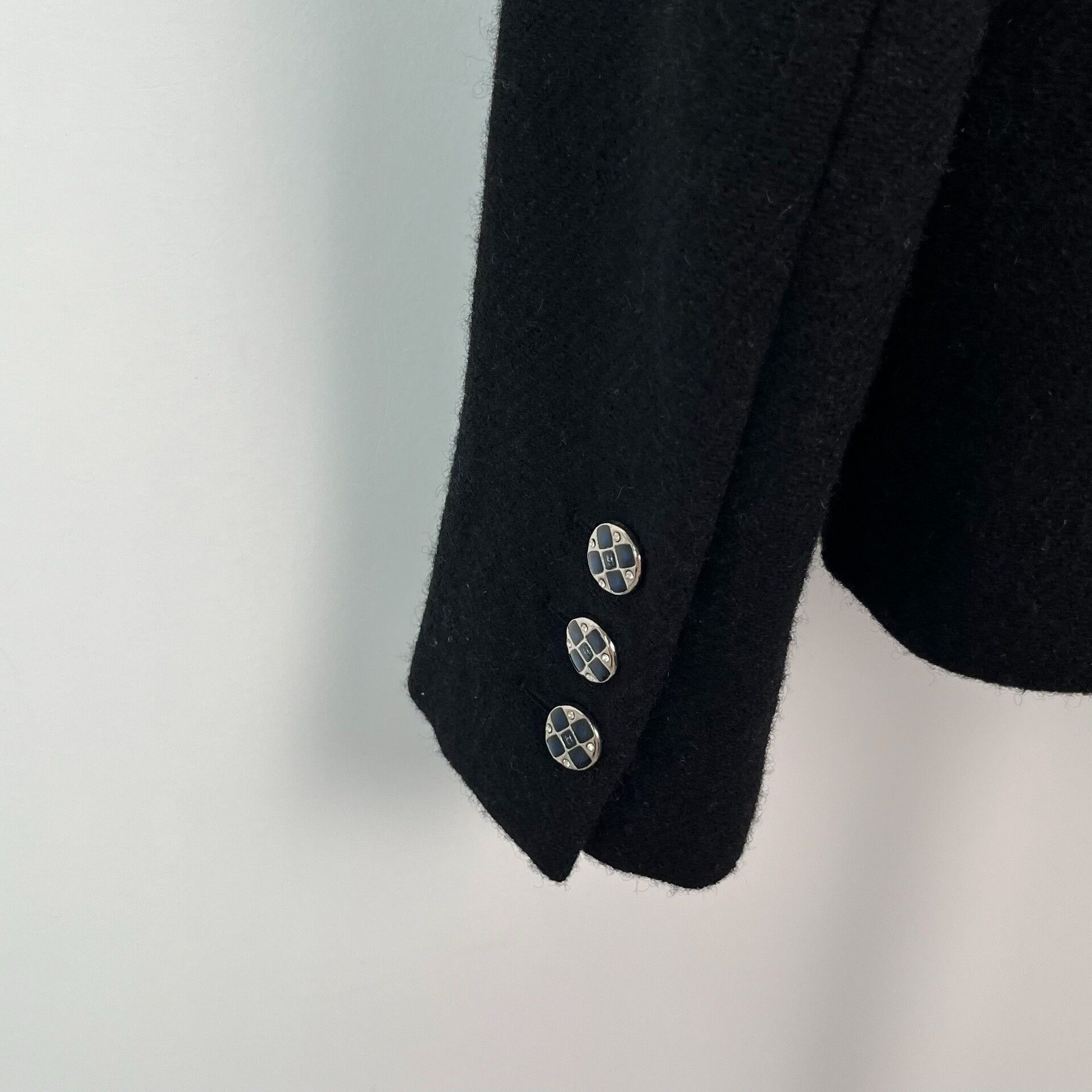 Chanel Chanel 22A Black Wool Collared Short Coat Size S / US 4 / IT 40 - 4 Thumbnail