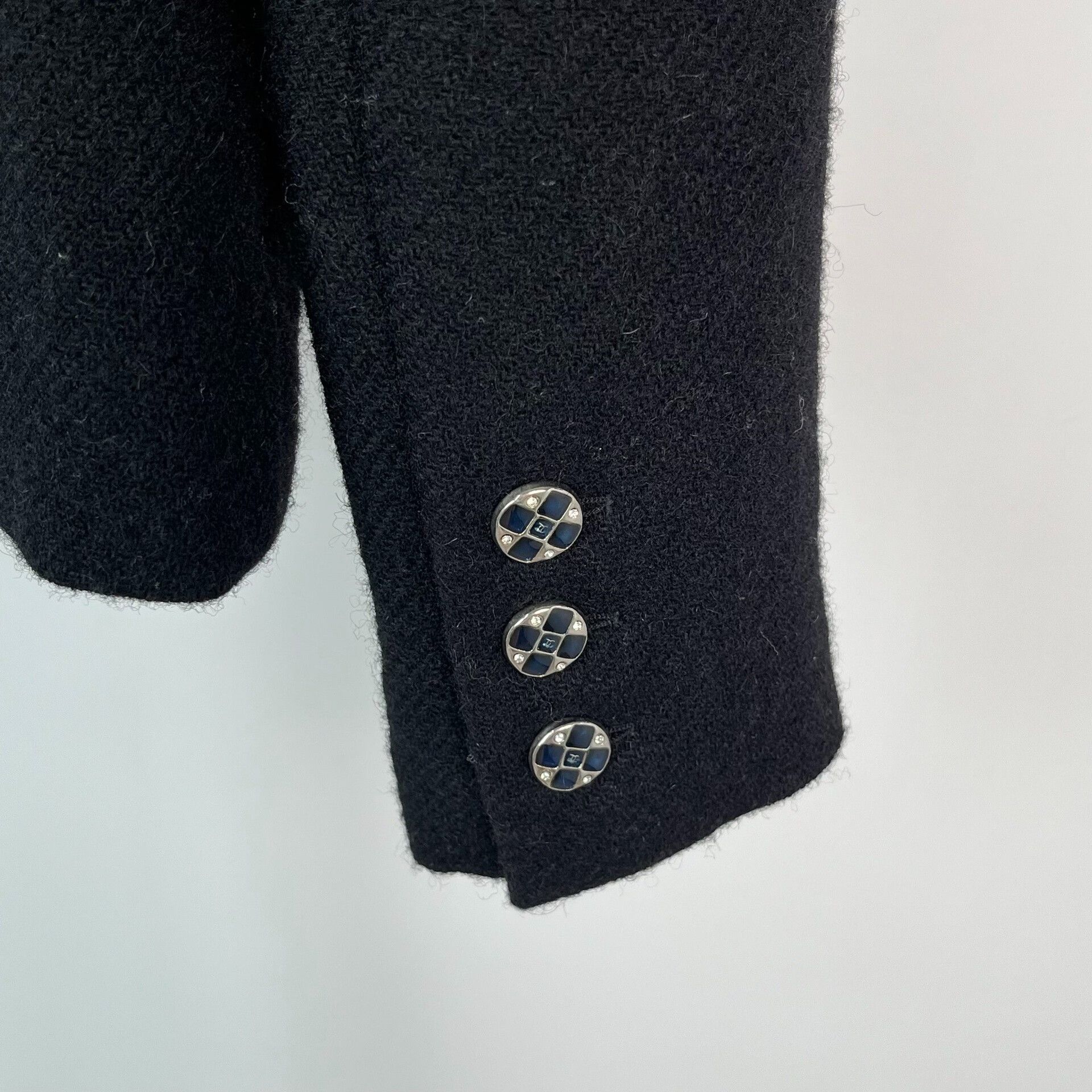 Chanel Chanel 22A Black Wool Collared Short Coat Size S / US 4 / IT 40 - 3 Thumbnail