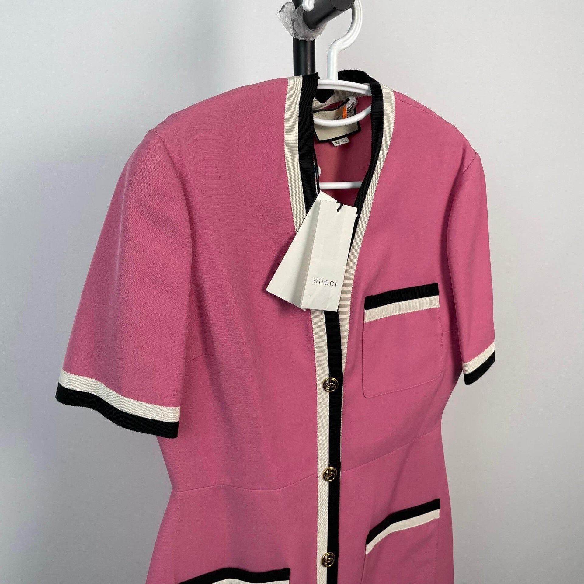 Gucci Gucci Pink V-Neck Colorblock Ribbed Trim Dress Size M / US 6-8 / IT 42-44 - 2 Thumbnail