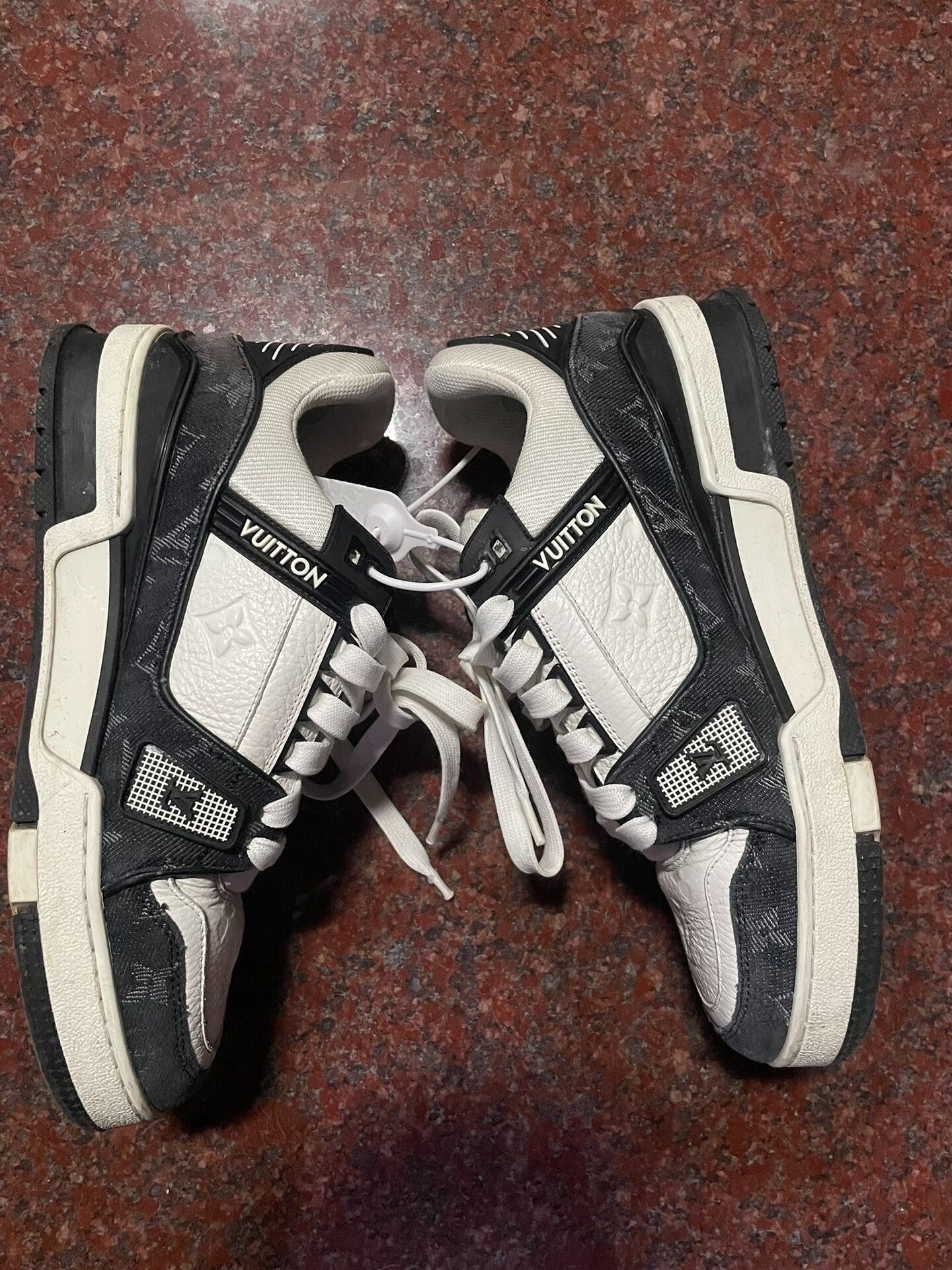 Louis Vuitton Louis Vuitton Trainer Panda Size US 6.5 / IT 36.5 - 6 Thumbnail