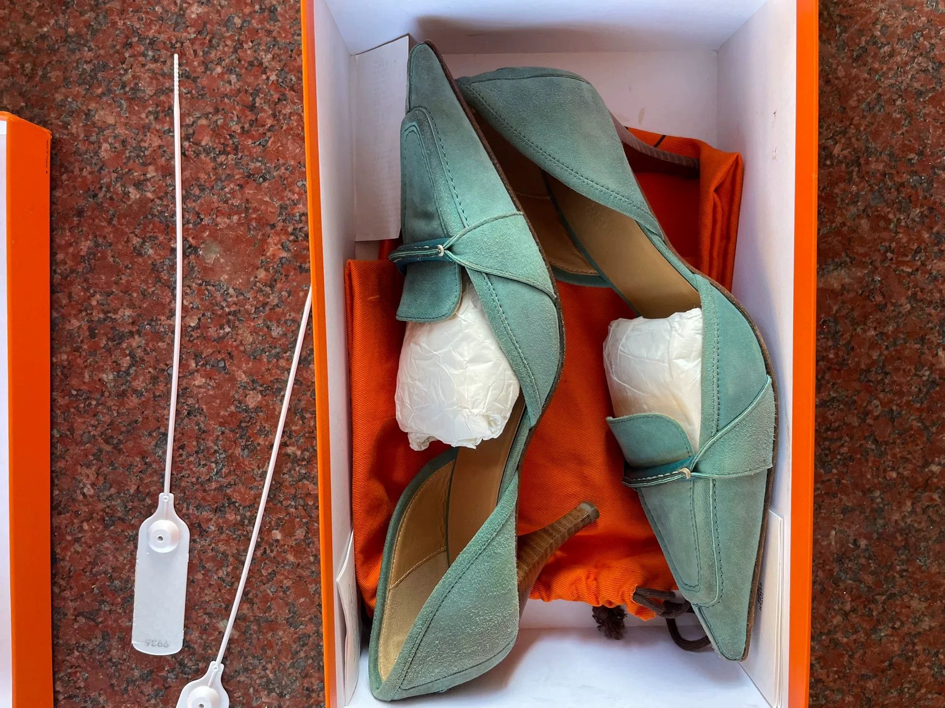Hermes Hermes Light Green Pointed Heels Size US 6.5 / IT 36.5 - 2 Thumbnail