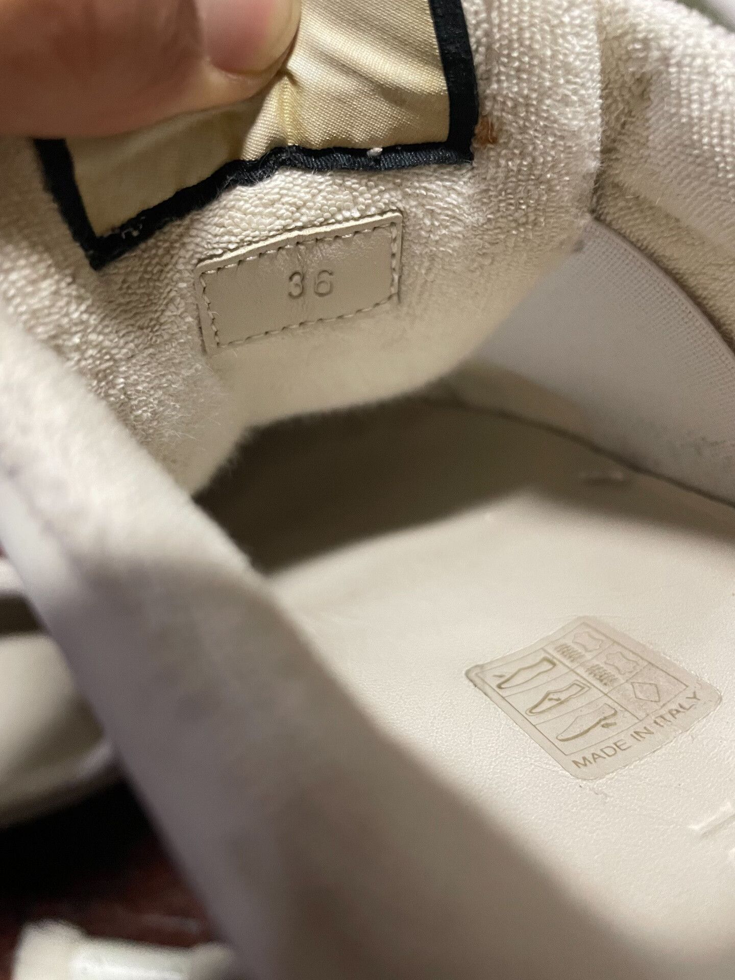 Gucci Gucci Distressed Sneakers Size US 5 / IT 35 - 3 Thumbnail