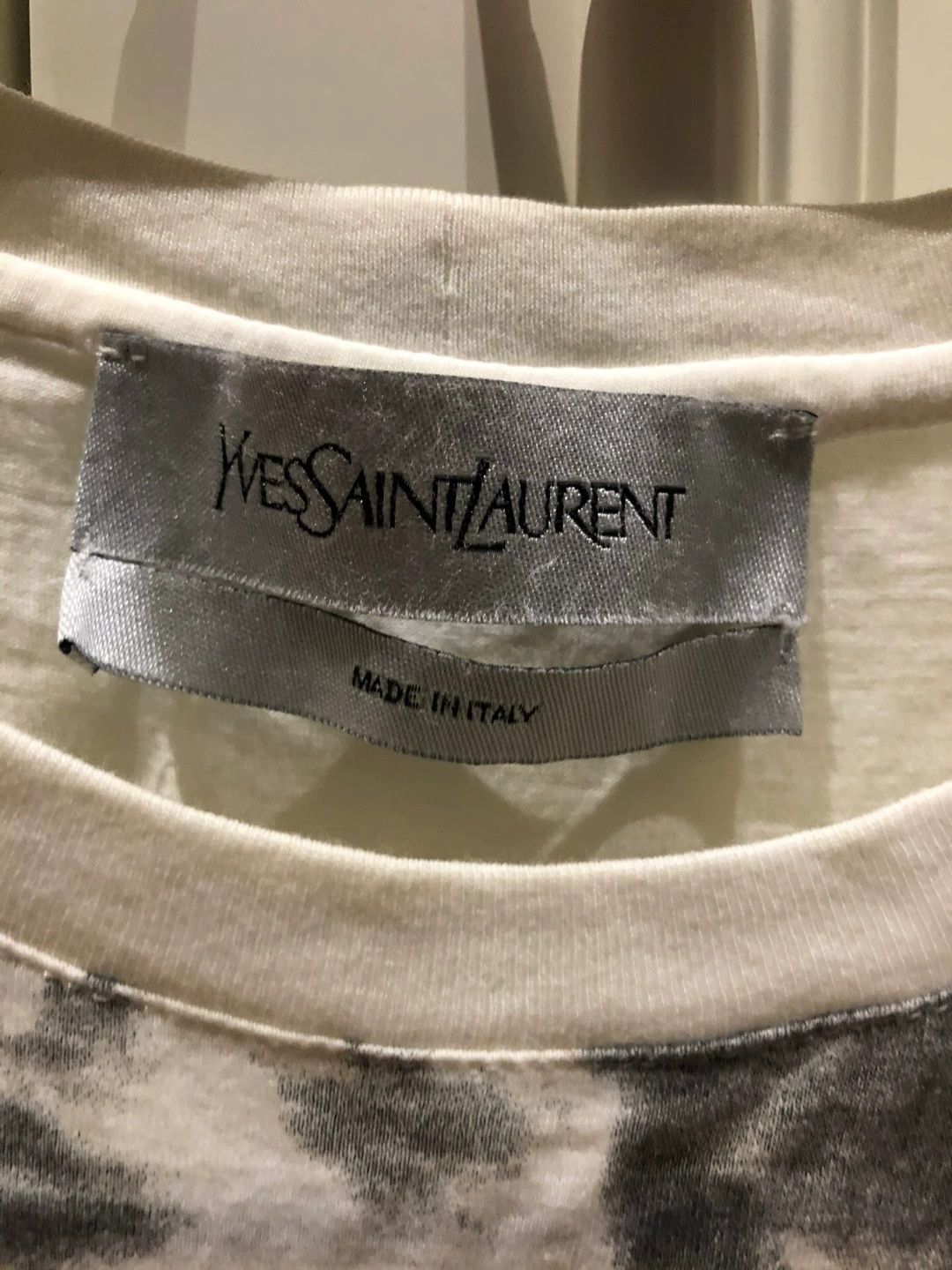 Yves Saint Laurent YSL Men's Leopard Print Short T-Shirt Size US S / EU 44-46 / 1 - 2 Thumbnail