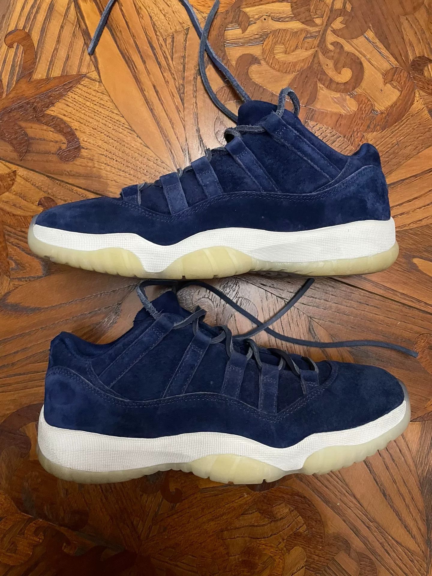 Jordan Brand Air Jordan 11 Retro Low Derek Jeter Size US 8 / EU 41 - 5 Thumbnail