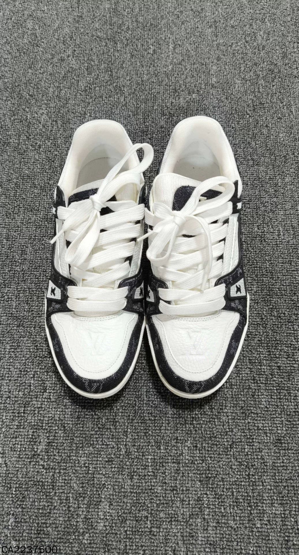 Louis Vuitton Louis Vuitton Monogram Trainer Sneakers Size US 6 / IT 36 - 5 Thumbnail