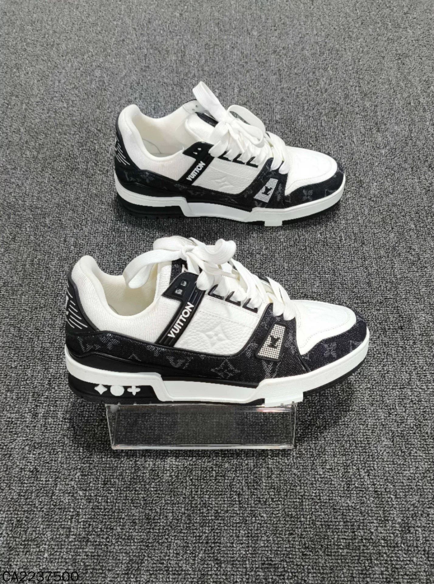 Louis Vuitton Louis Vuitton Monogram Trainer Sneakers Size US 6 / IT 36 - 3 Thumbnail