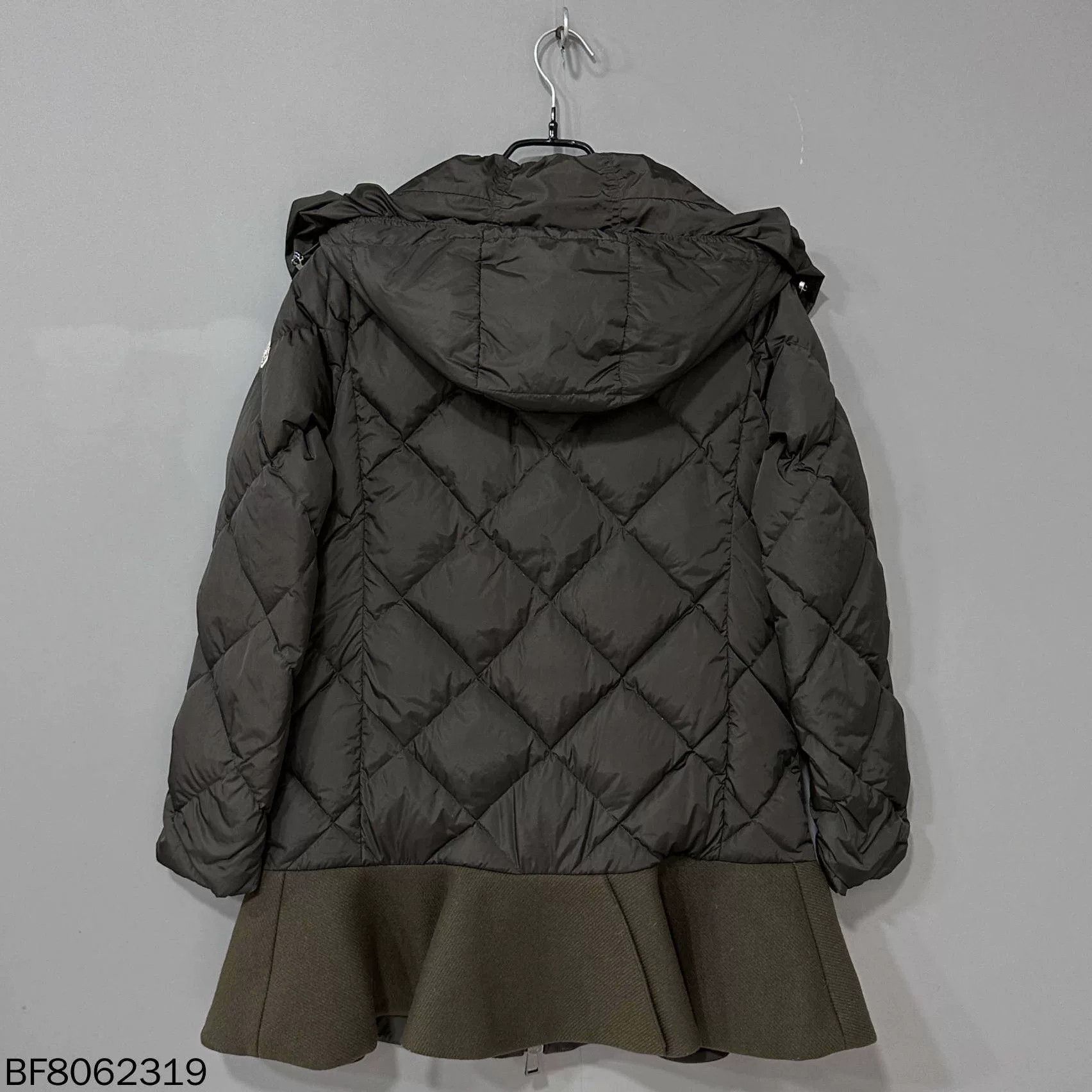 Moncler Moncler Dark Green Ruffle Down Jacket Size XS / US 0-2 / IT 36-38 - 4 Thumbnail