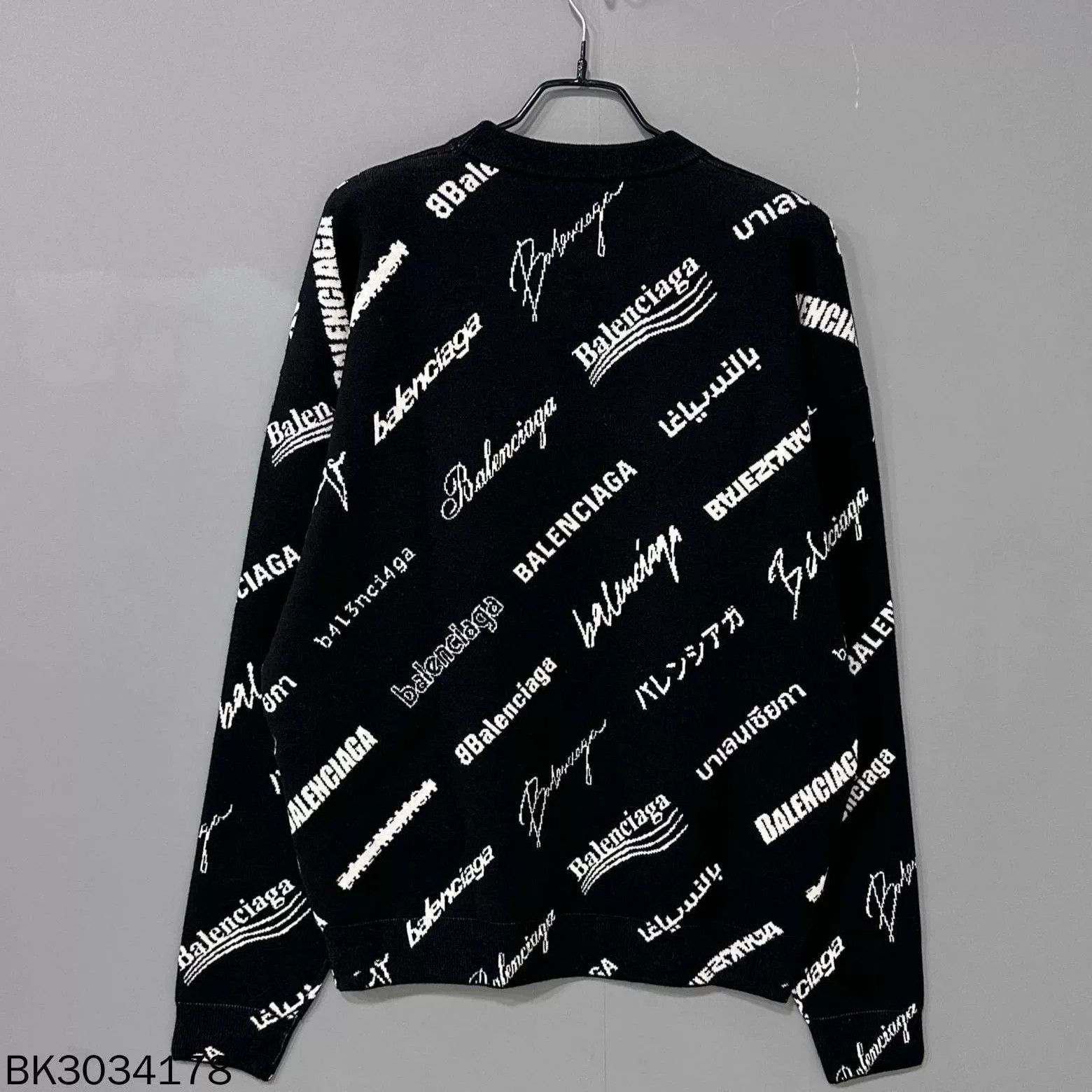 Balenciaga Balenciaga Multi Print Knit Sweater Size XS / US 0-2 / IT 36-38 - 3 Thumbnail