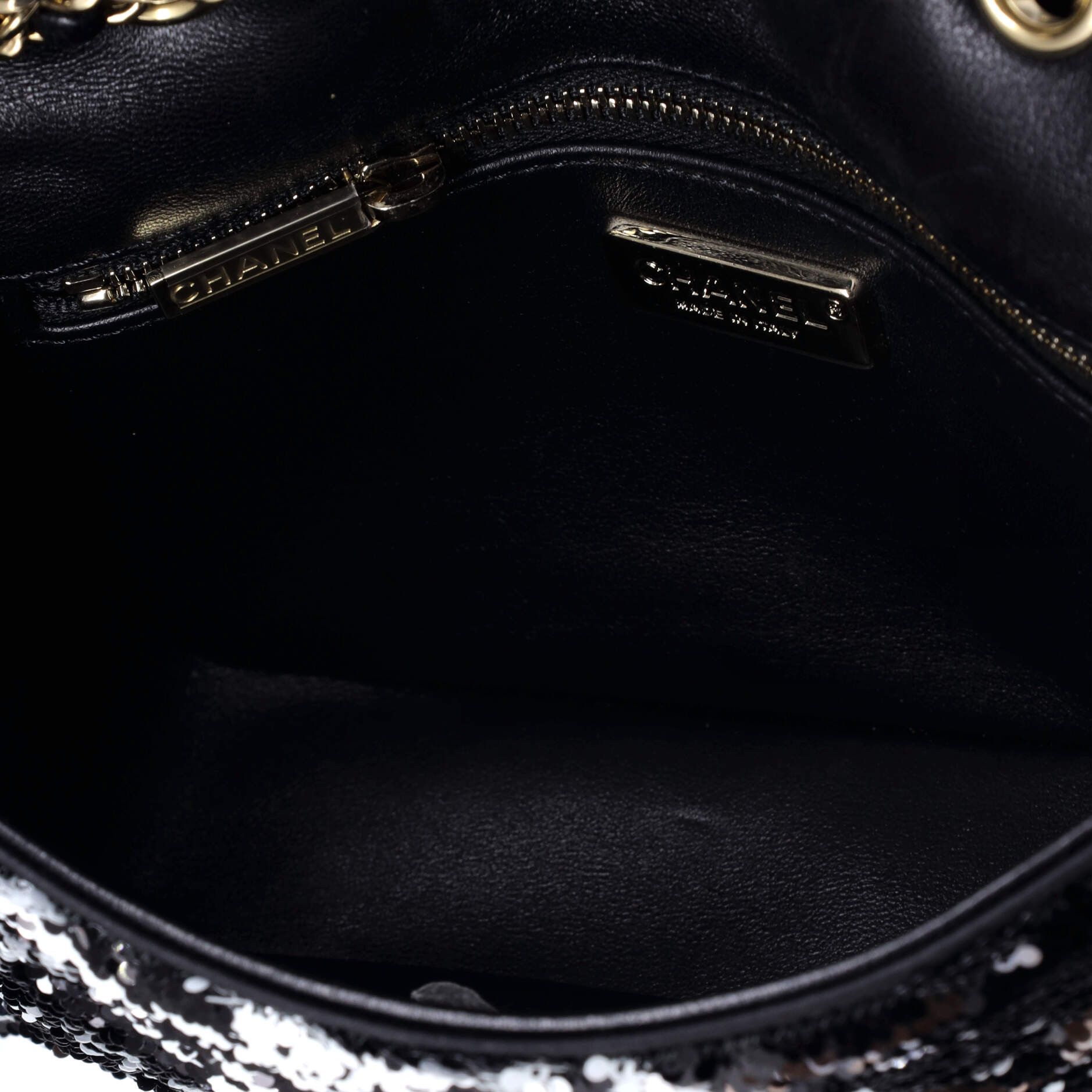 Chanel Lucky Symbols CC Flap Bag Size ONE SIZE - 5 Thumbnail
