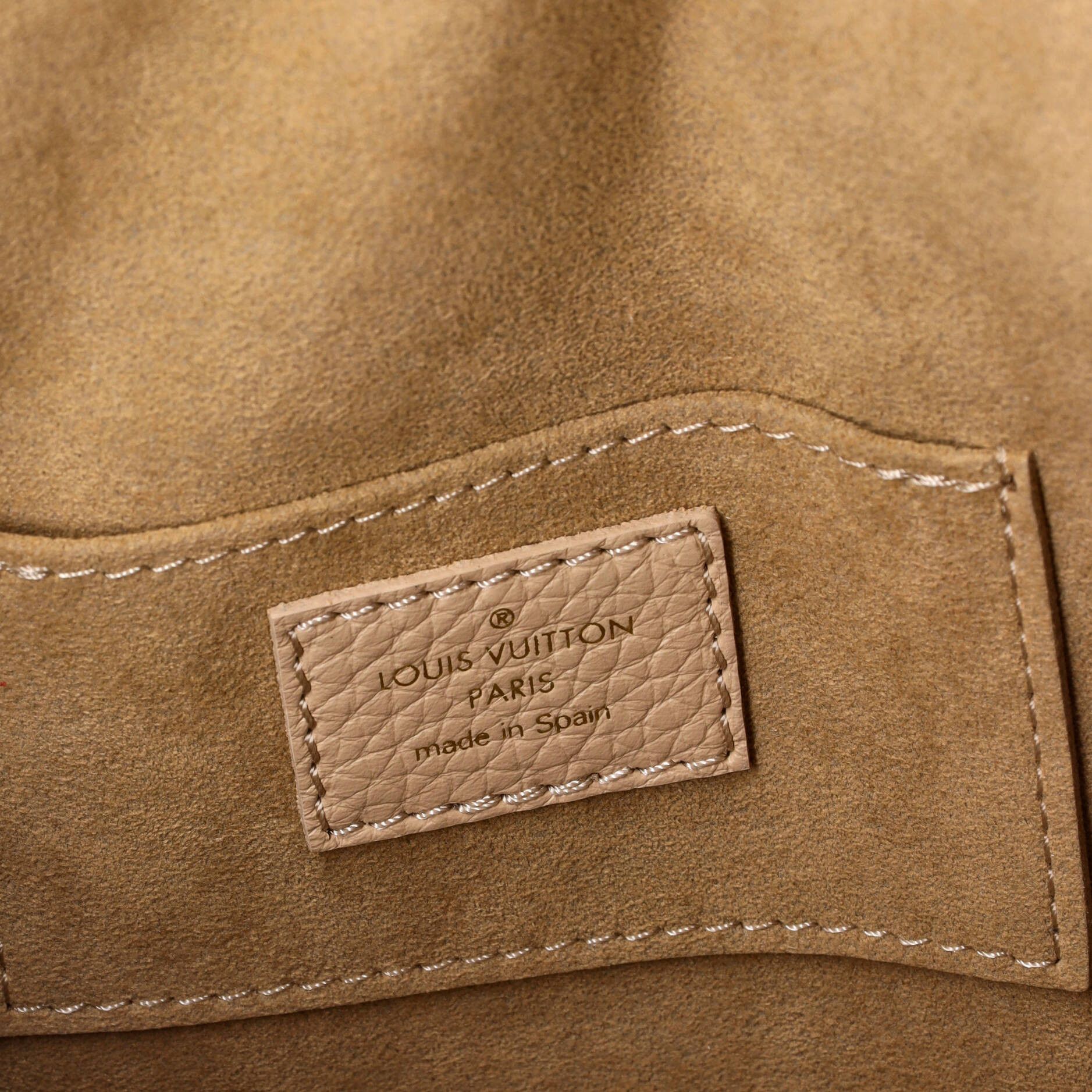 Louis Vuitton Dauphine Shoulder Bag Size ONE SIZE - 6 Thumbnail