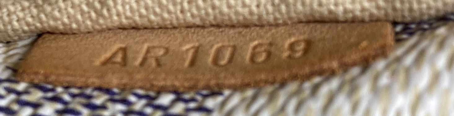 Louis Vuitton Totally Handbag Size ONE SIZE - 8 Thumbnail