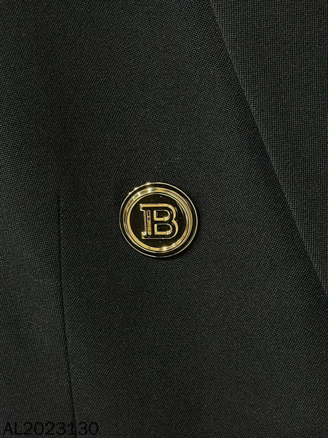 Balmain BALMAIN Gold Button Blazer Size XXS / US 00 / IT 34 - 3 Thumbnail