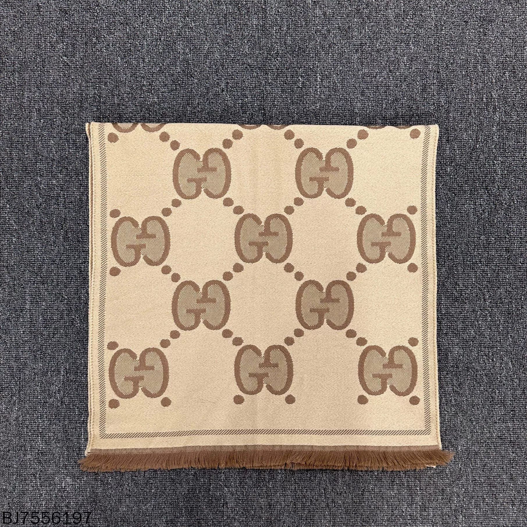 Gucci Gucci Monogram Wool Scarf Size ONE SIZE - 3 Thumbnail