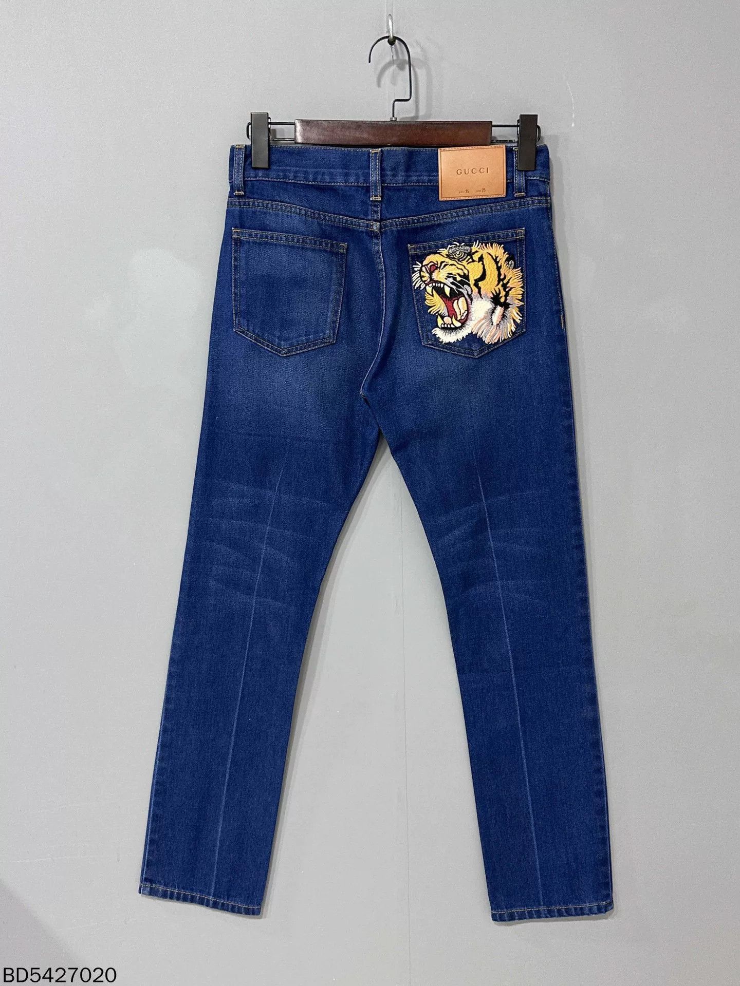 Gucci Gucci Flower Tiger Logo Jeans Size 25" / US 0 / IT 36 - 5 Thumbnail