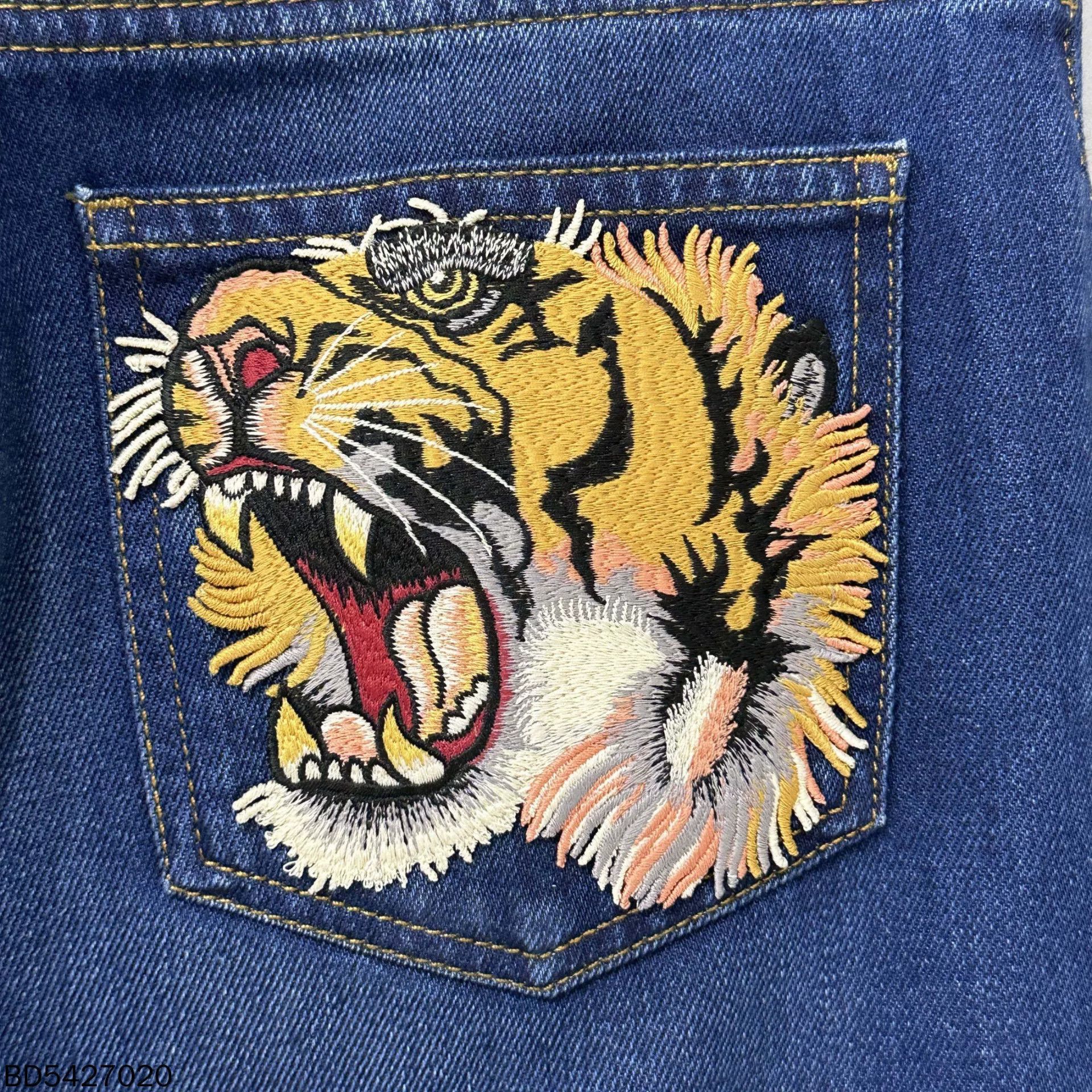Gucci Gucci Flower Tiger Logo Jeans Size 25" / US 0 / IT 36 - 3 Thumbnail