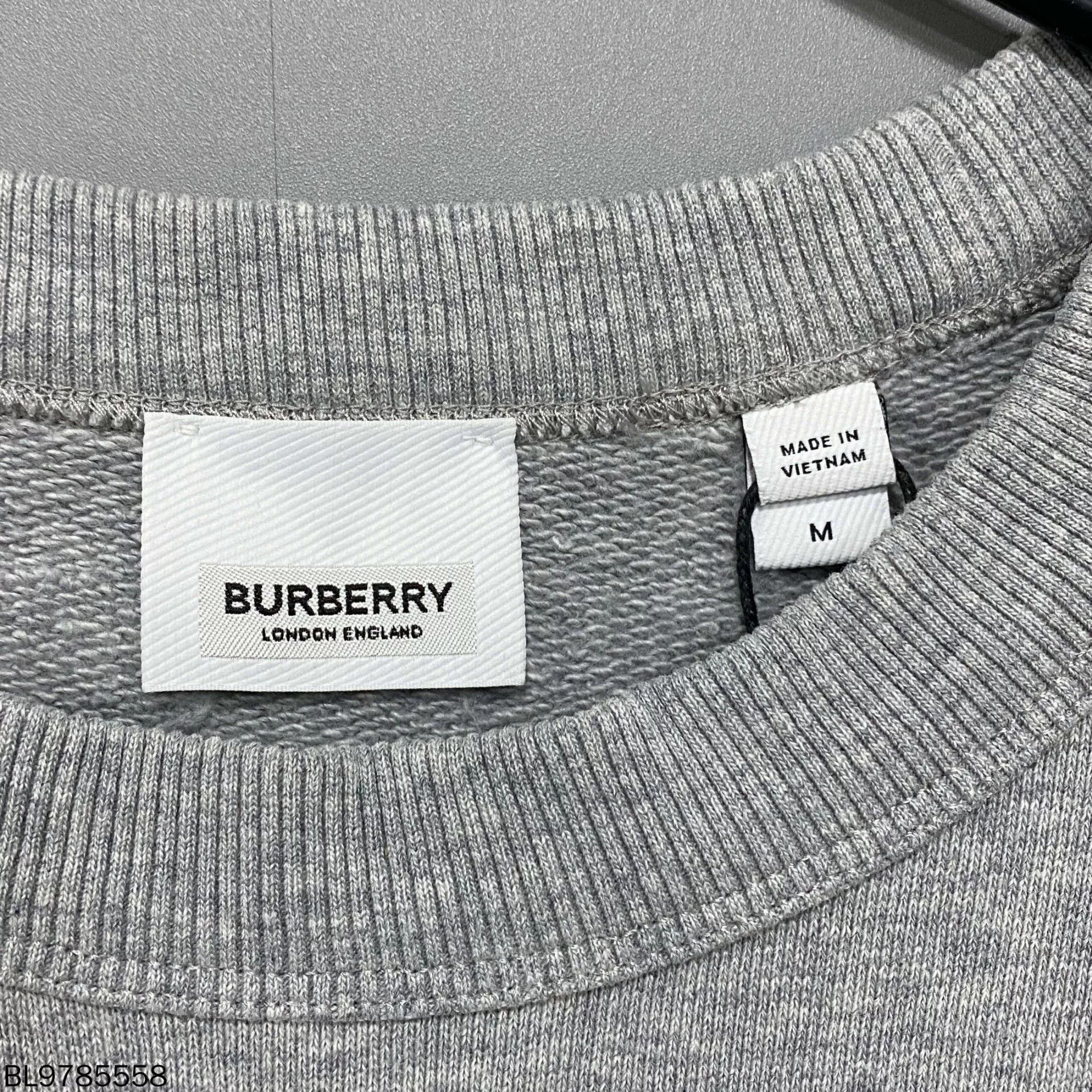 Burberry Burberry Deer Embroidered Logo Sweatshirt Size US M / EU 48-50 / 2 - 6 Thumbnail