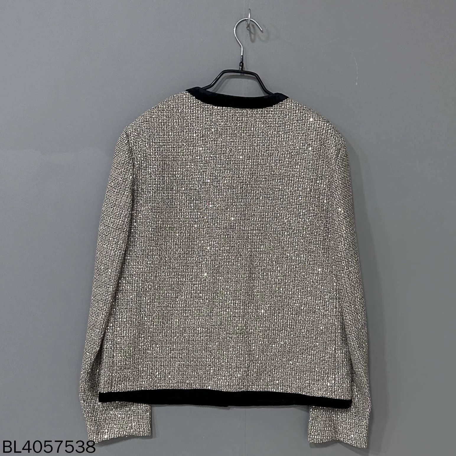 Gucci Gucci Sequin Tweed Showpiece Jacket Size M / US 6-8 / IT 42-44 - 4 Thumbnail