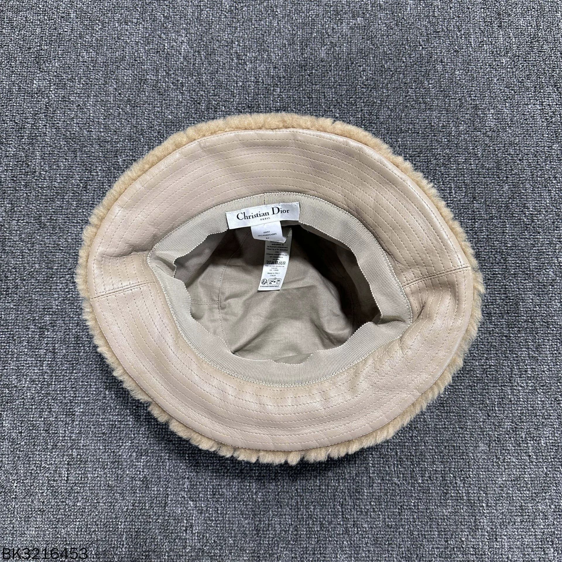 Dior Dior Cannage Fur Fisherman Hat Size ONE SIZE - 4 Thumbnail