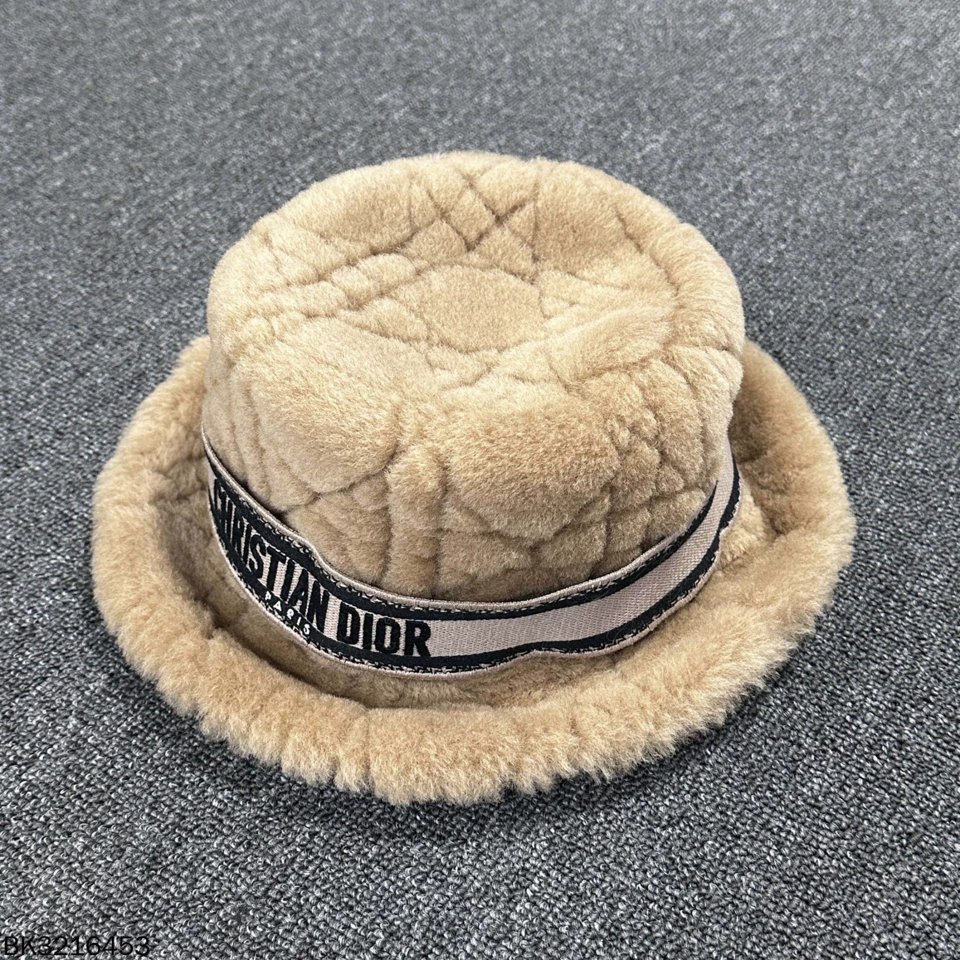 Dior Dior Cannage Fur Fisherman Hat Size ONE SIZE - 2 Thumbnail