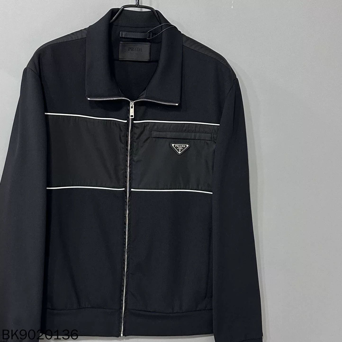 Prada Prada Recycled Nylon Triangle Logo Jacket Size US XXL / EU 58 / 5 - 2 Thumbnail