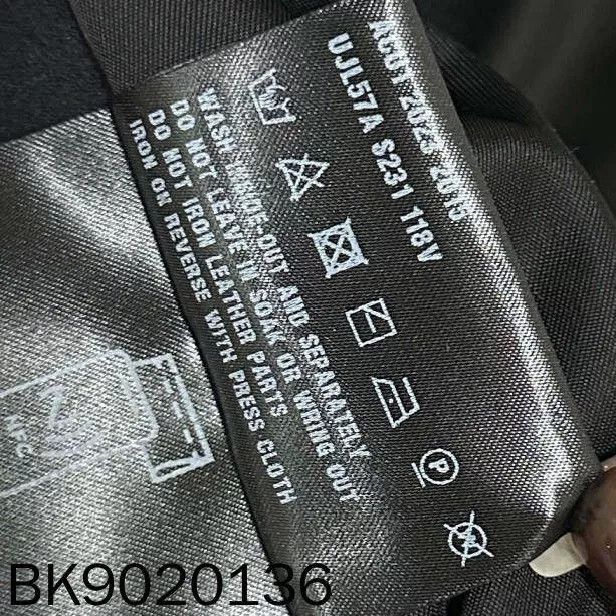 Prada Prada Recycled Nylon Triangle Logo Jacket Size US XXL / EU 58 / 5 - 6 Thumbnail