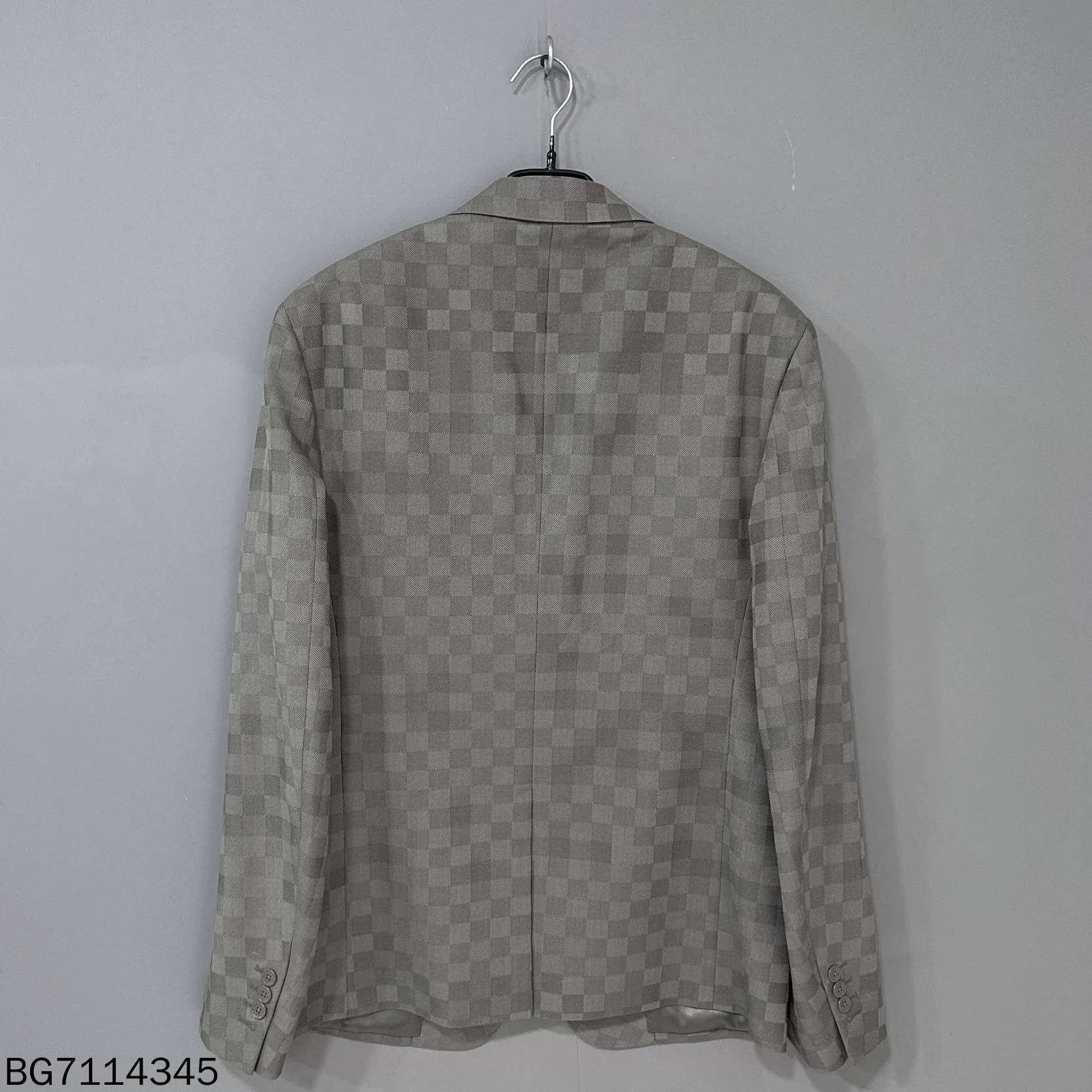 Louis Vuitton Louis Vuitton Pharrell Checkerboard Blazer Size US M / EU 48-50 / 2 - 3 Thumbnail