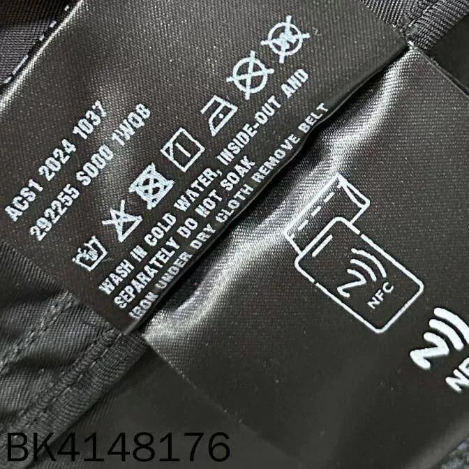Prada Prada 2025 Triangle Logo Recycled Nylon Belted Jacket Size US XXS / EU 40 - 7 Thumbnail