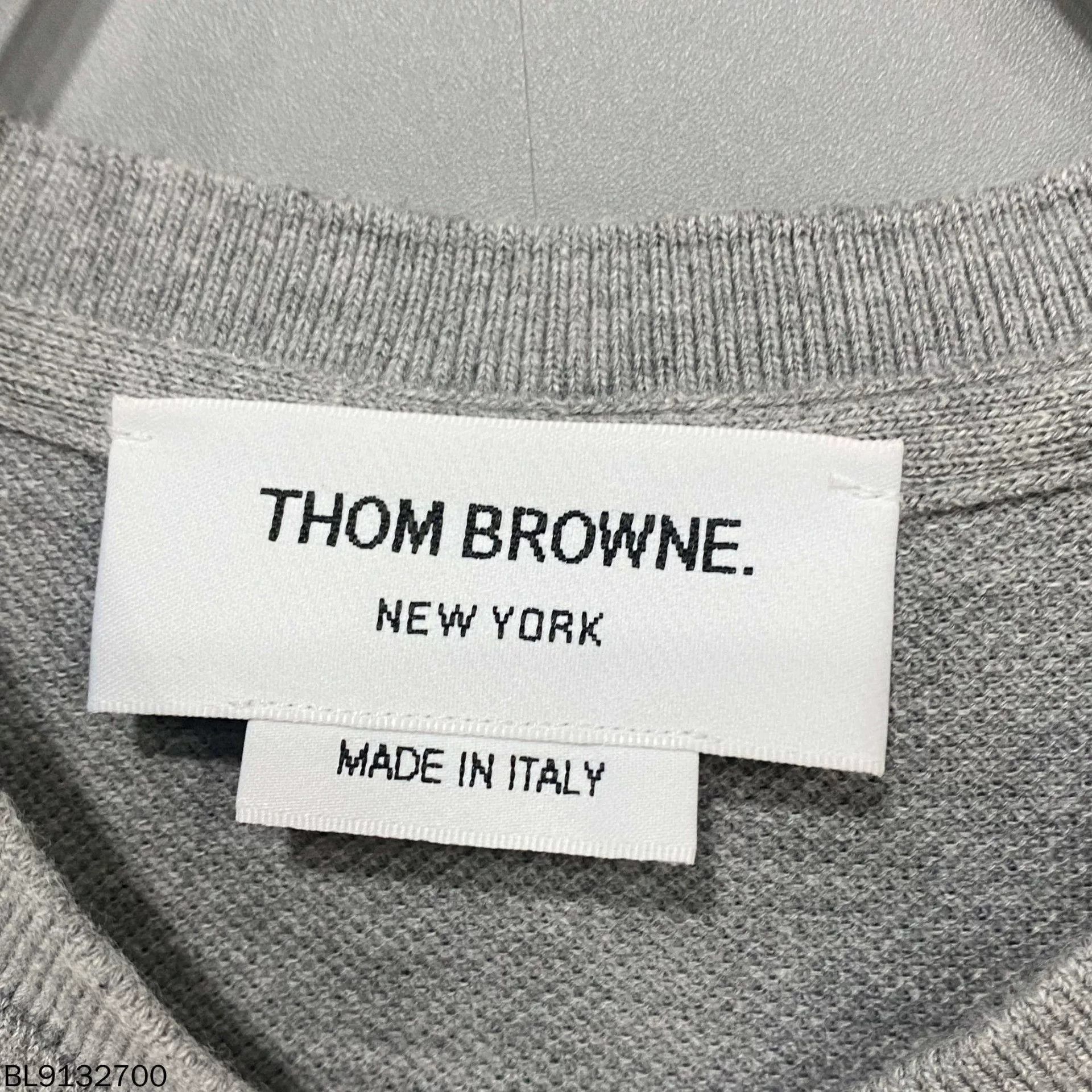 Thom Browne Thom Browne Four Bar Animal Embroidery Cardigan Size US XXS / EU 40 - 4 Thumbnail