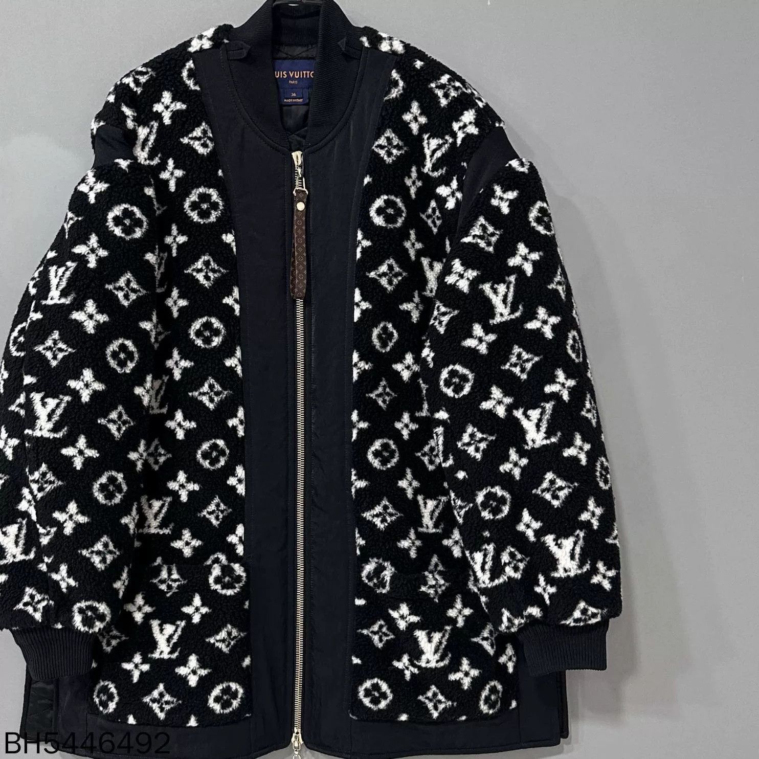 Louis Vuitton Louis Vuitton FW25 Printed Stand Collar Jacket Size XS / US 0-2 / IT 36-38 - 2 Thumbnail