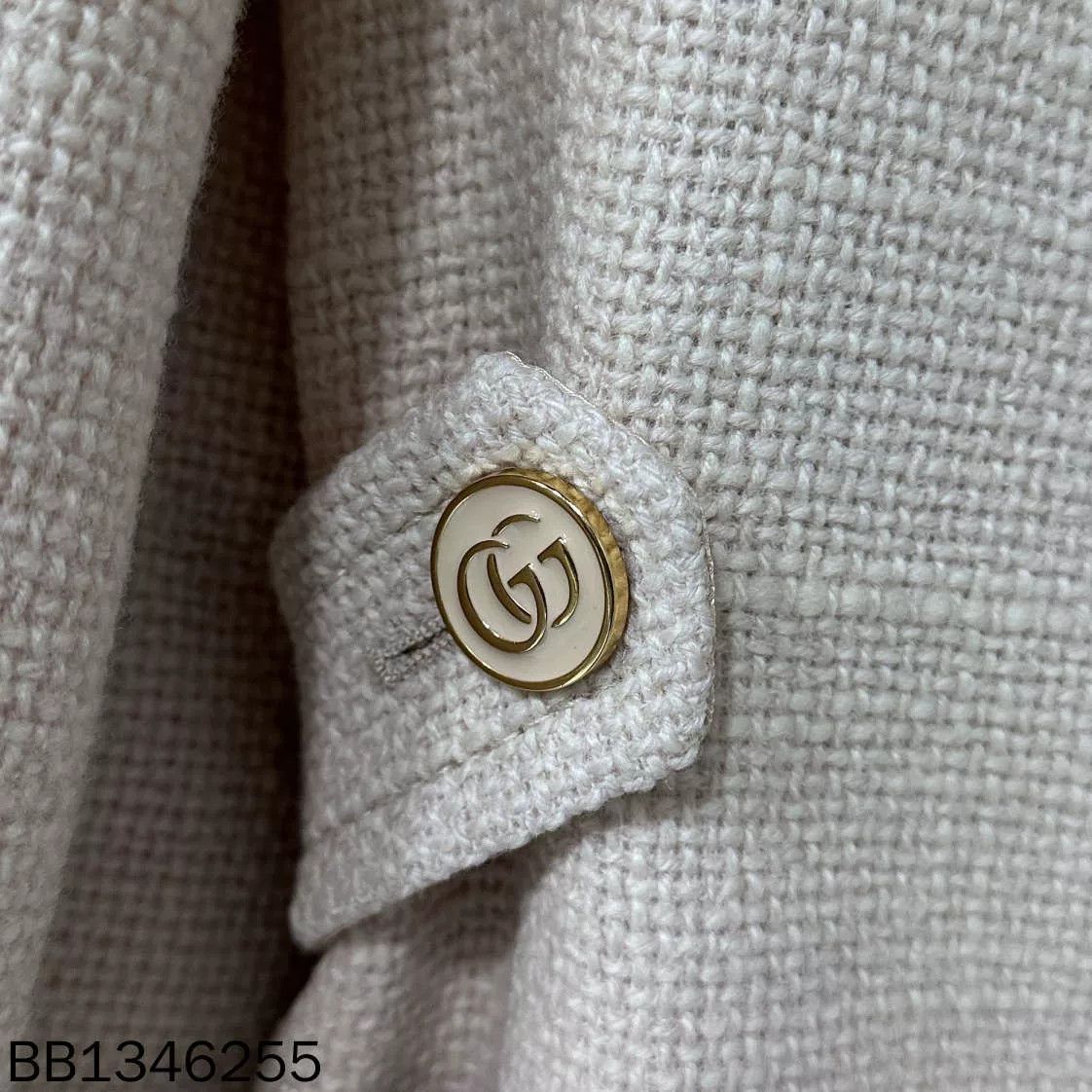 Gucci Gucci Classic Gold Button Coat Size M / US 6-8 / IT 42-44 - 3 Thumbnail